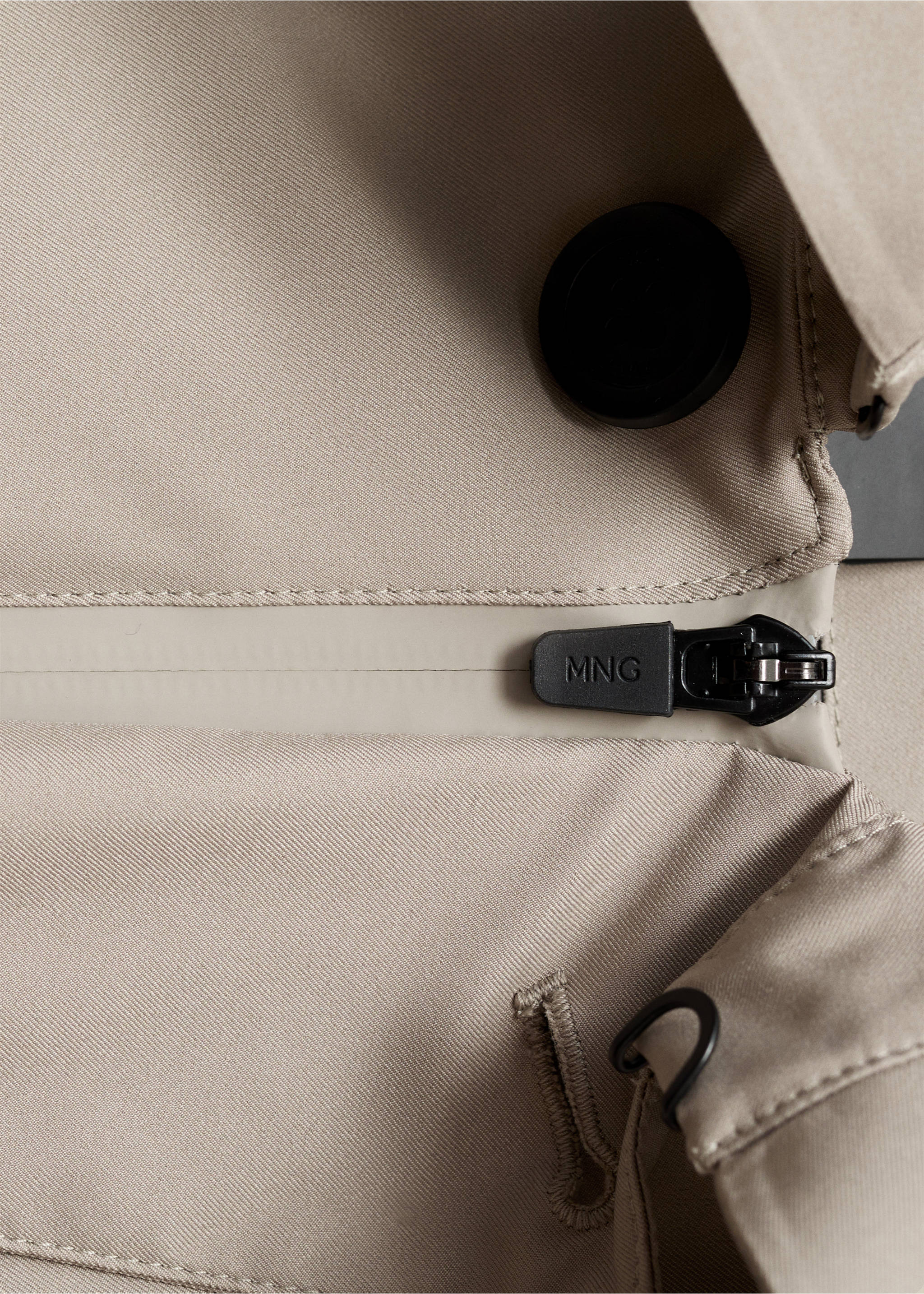 Thermolite® waterproof parka with pockets - Details of the article 0, Ice Grey. Ref: 17035969-00.