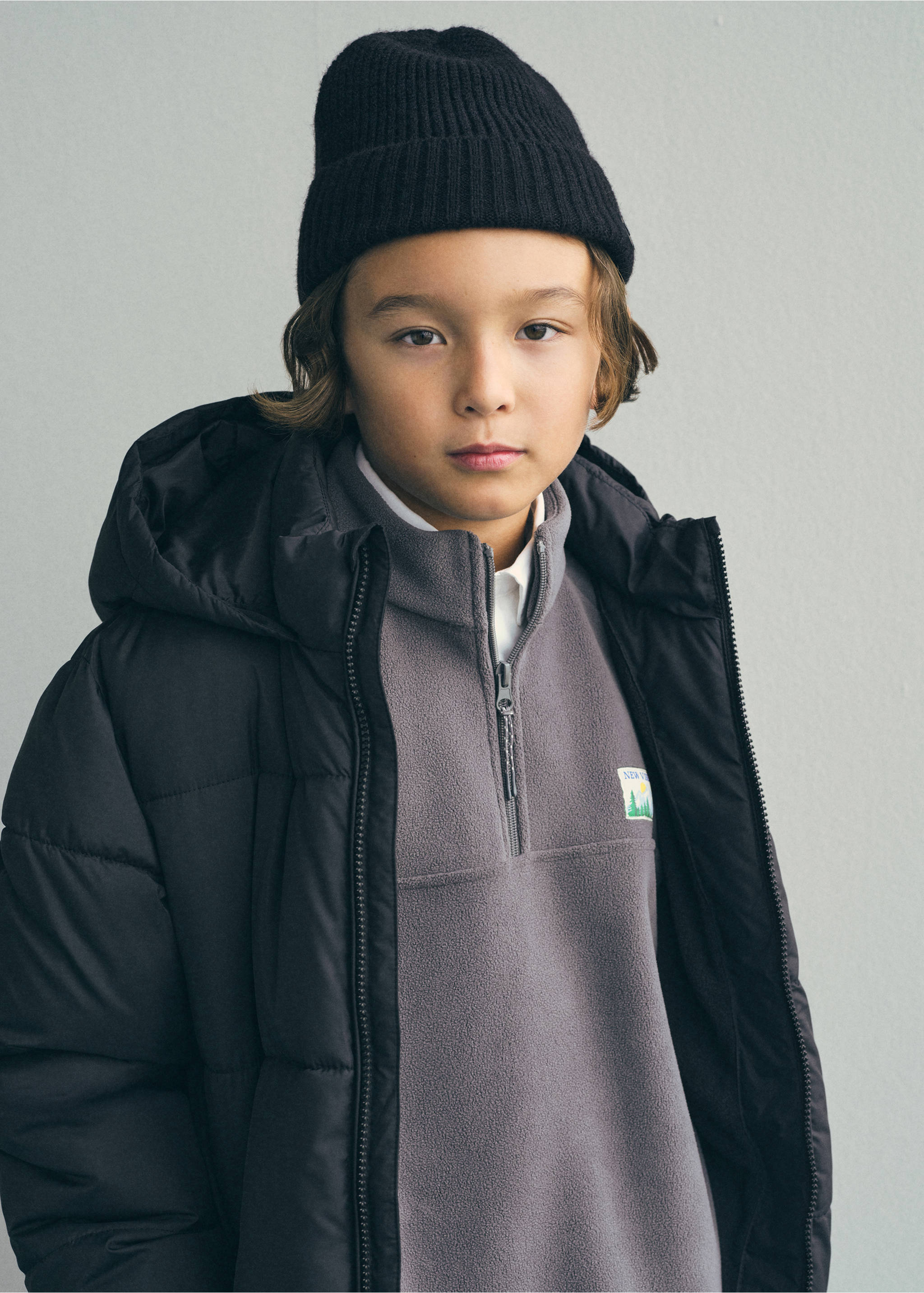 Knitted hat with turn-up - Details of the article 9, Black. Ref: 17035982-00.