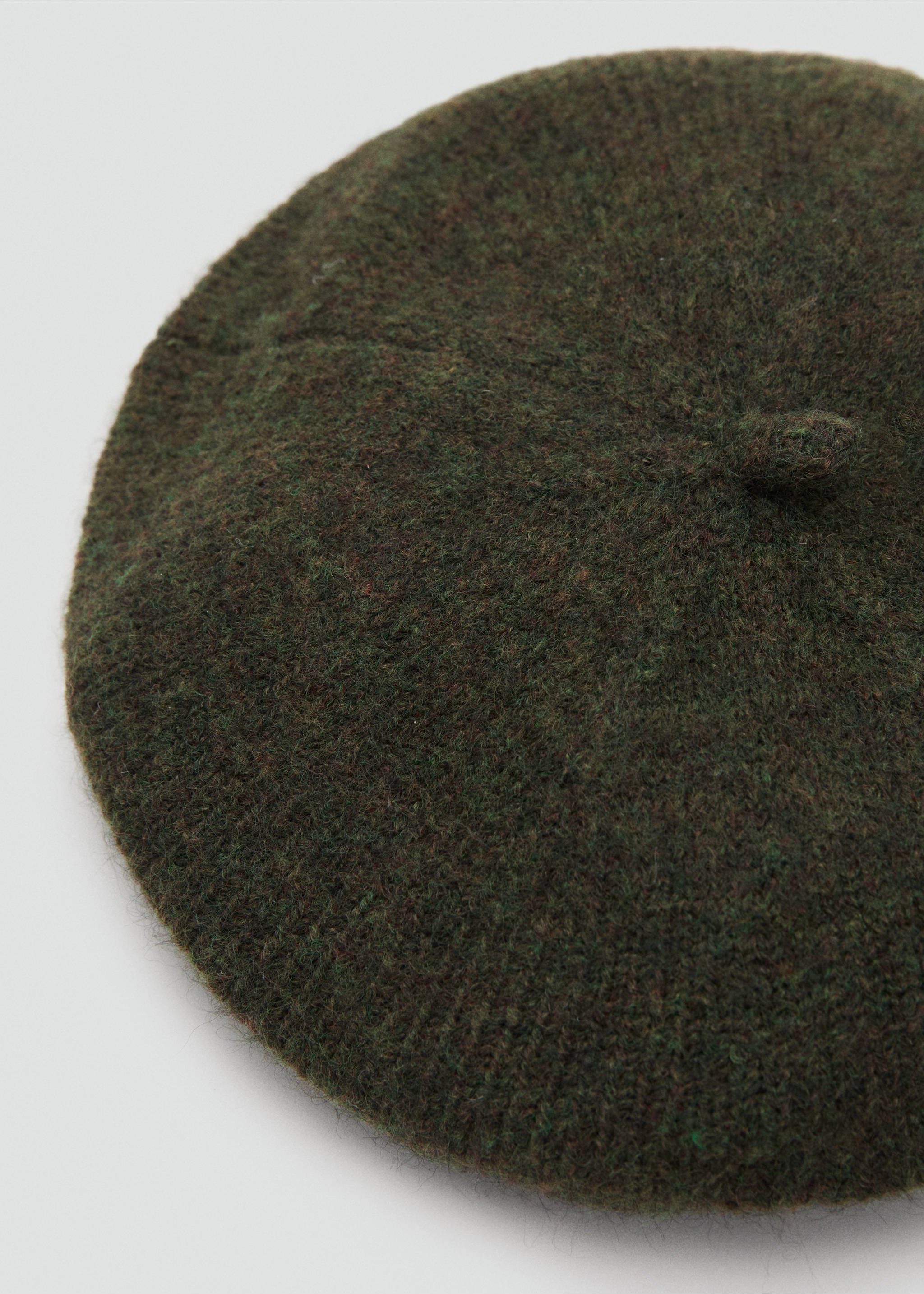 Striped beret - Medium plane, Medium Green. Ref: 17035989-00.