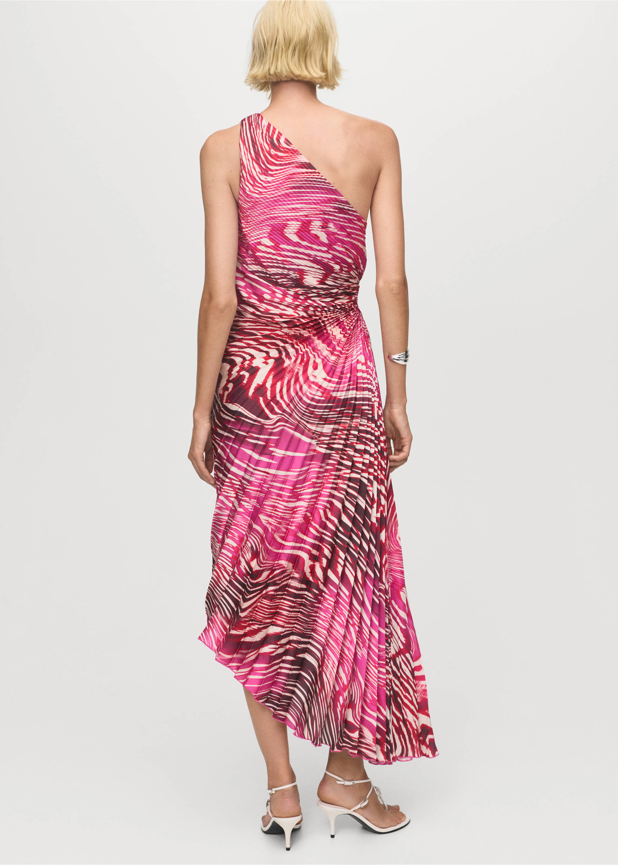 Pleated asymmetrical dress with opening - Reverse of the article, Fuchsia. Ref: 17036000-00.