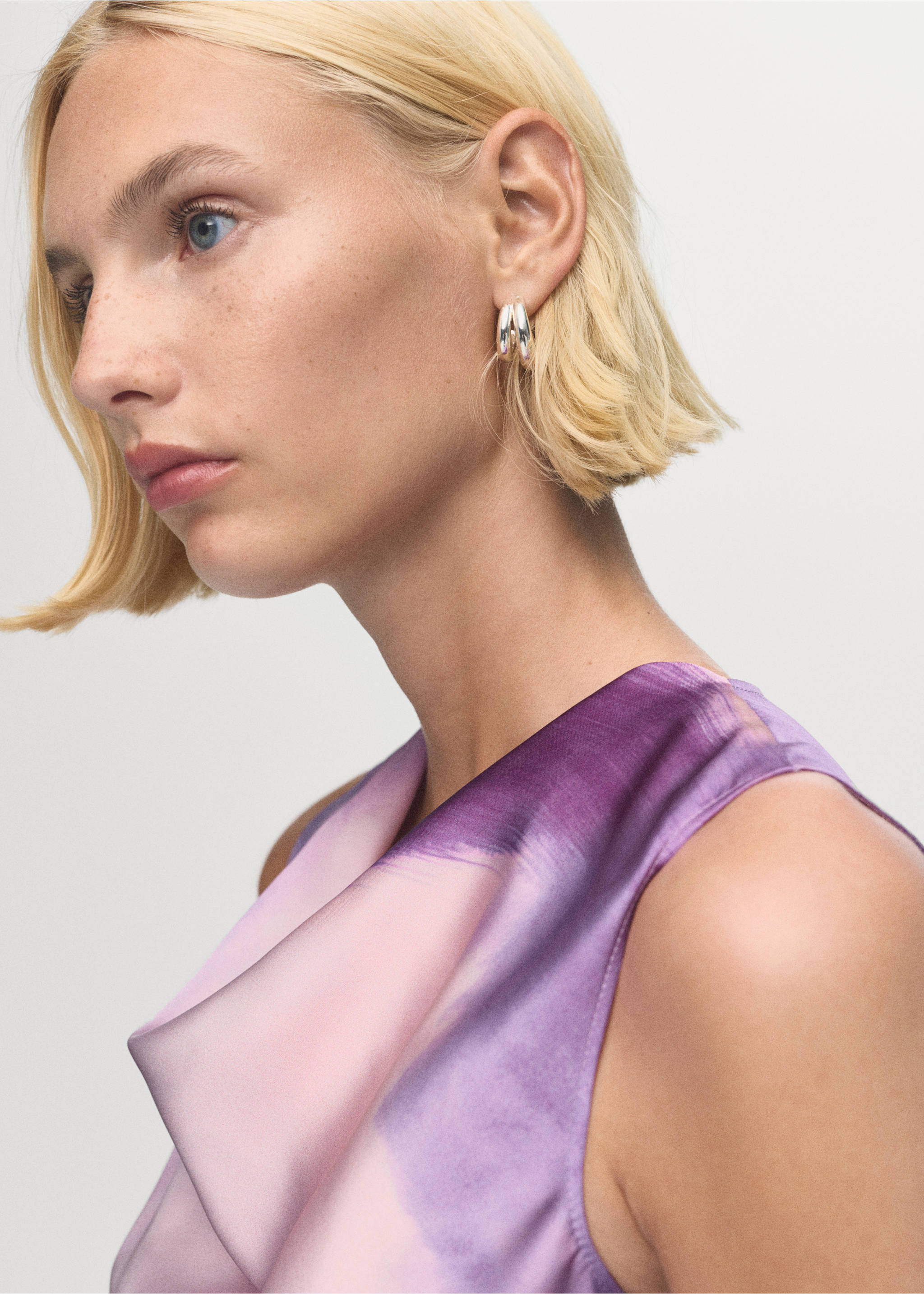 Satin tie-dye dress with draped neckline - Details of the article 1, Light/Pastel Purple. Ref: 17036003-00.