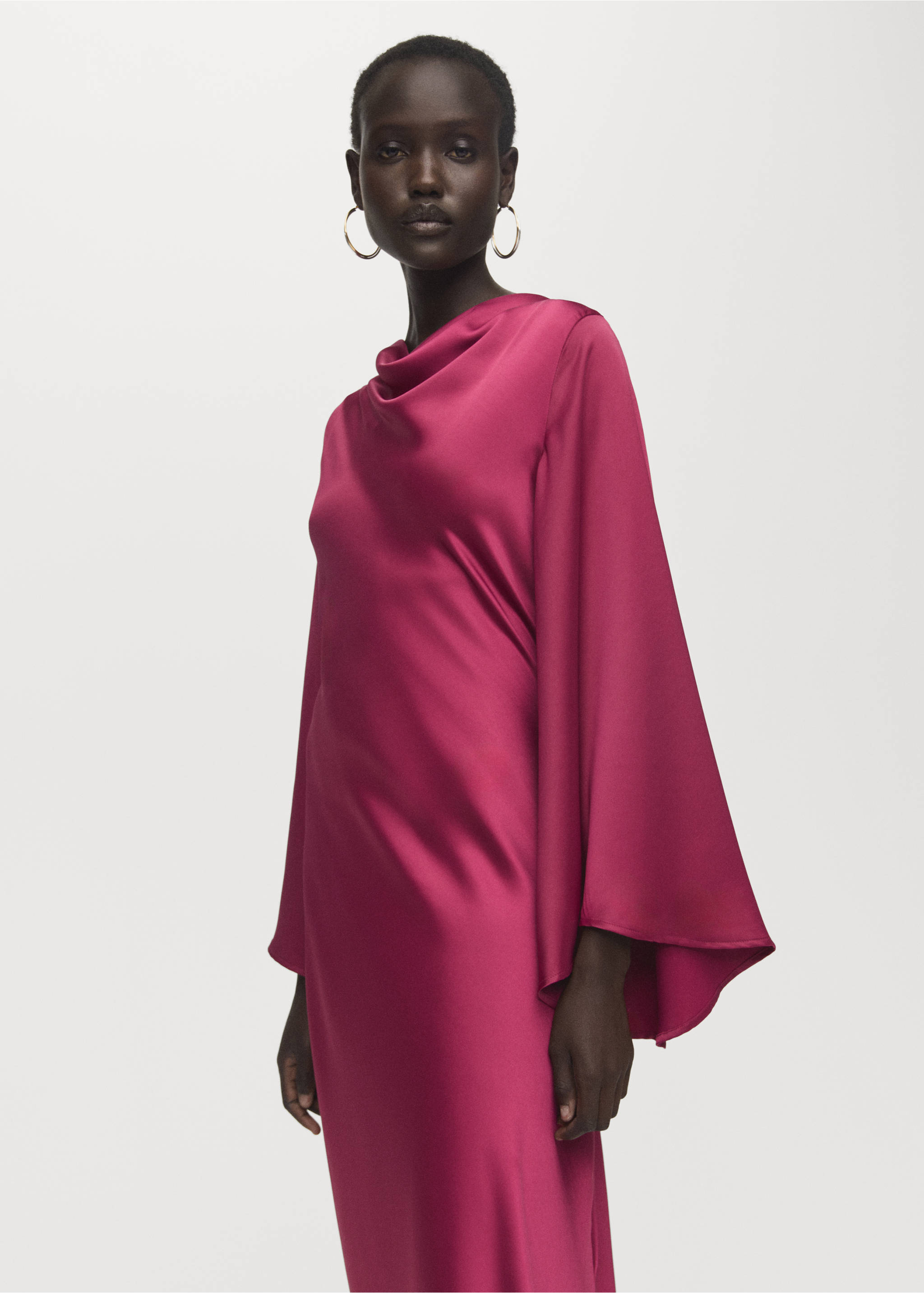 Flared-sleeve satin dress - Medium plane, Fuchsia. Ref: 17036004-00.
