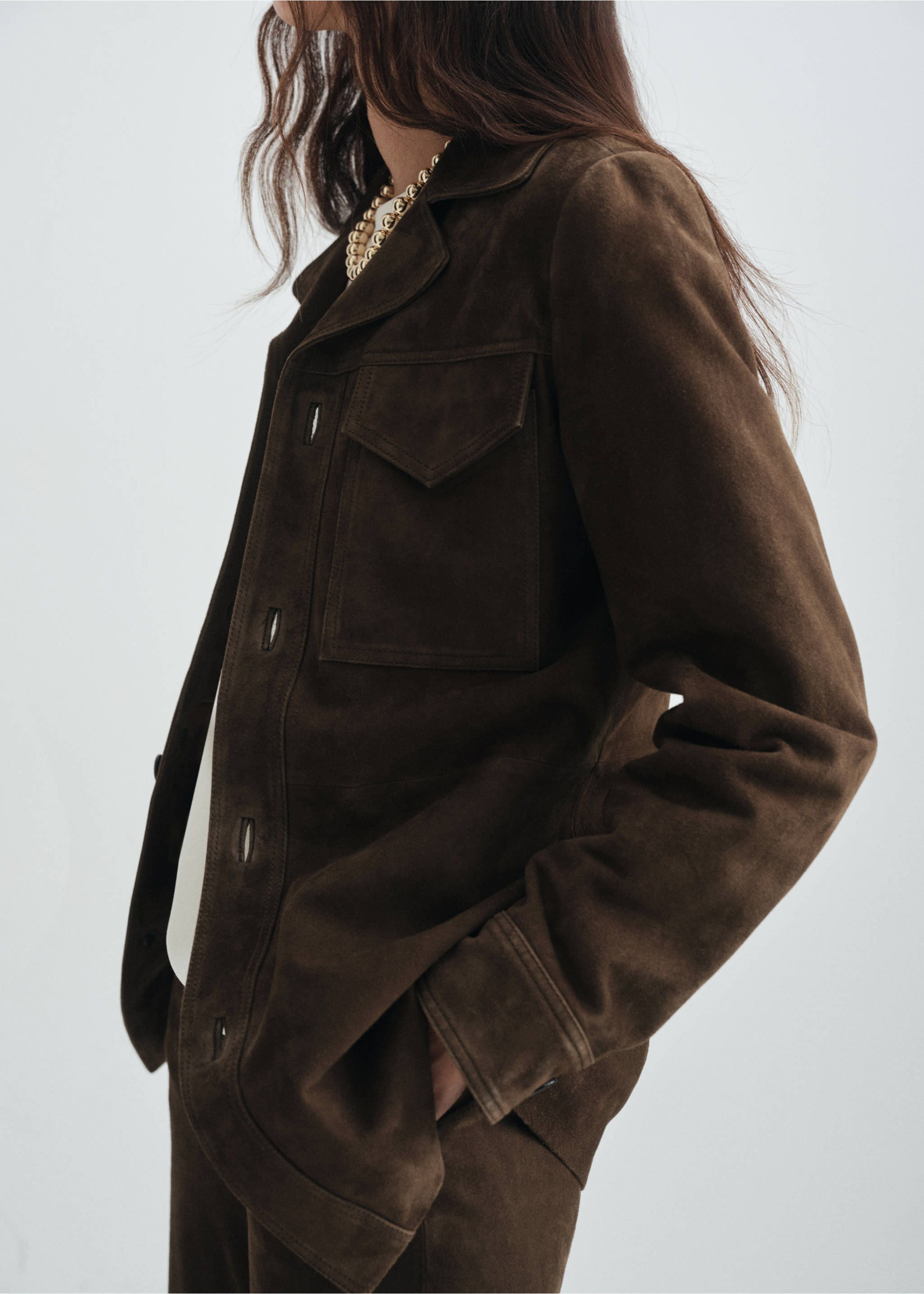 100% suede jacket with pockets - Details of the article 3, Khaki. Ref: 17036345-00.