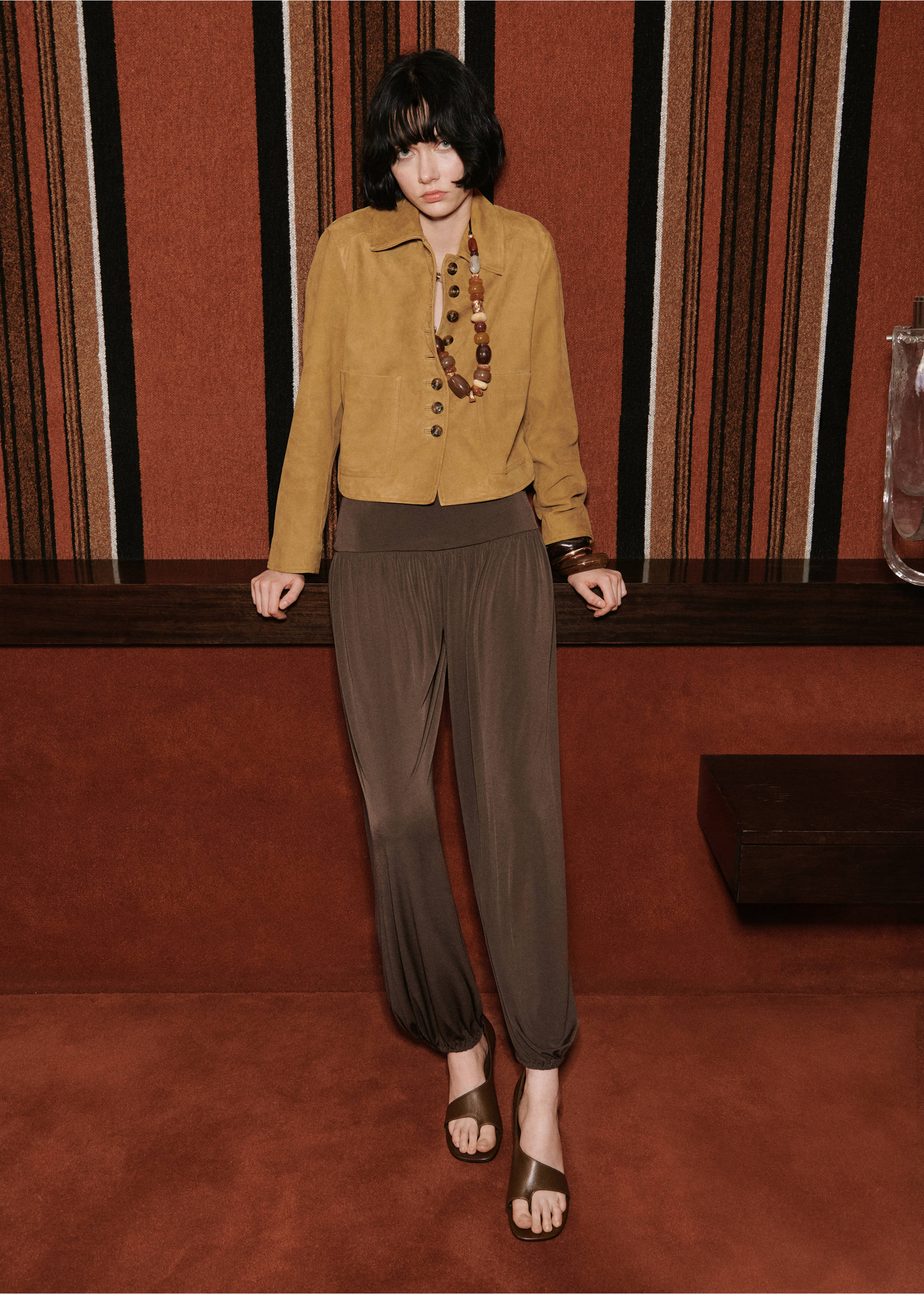 Suede jacket with buttons - Medium plane, Ochre. Ref: 17036346-00.