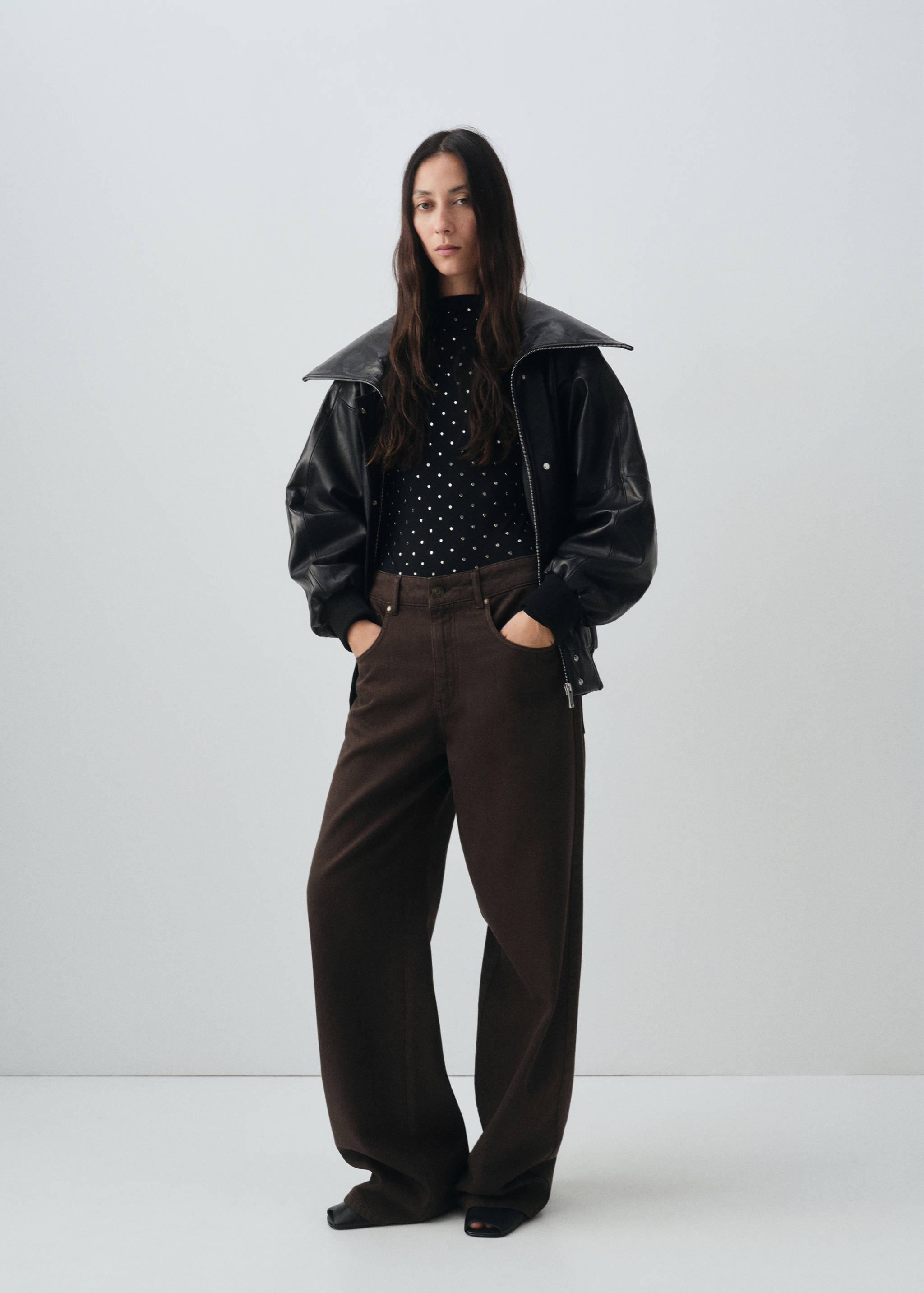 Mid-rise straight jeans - General plane