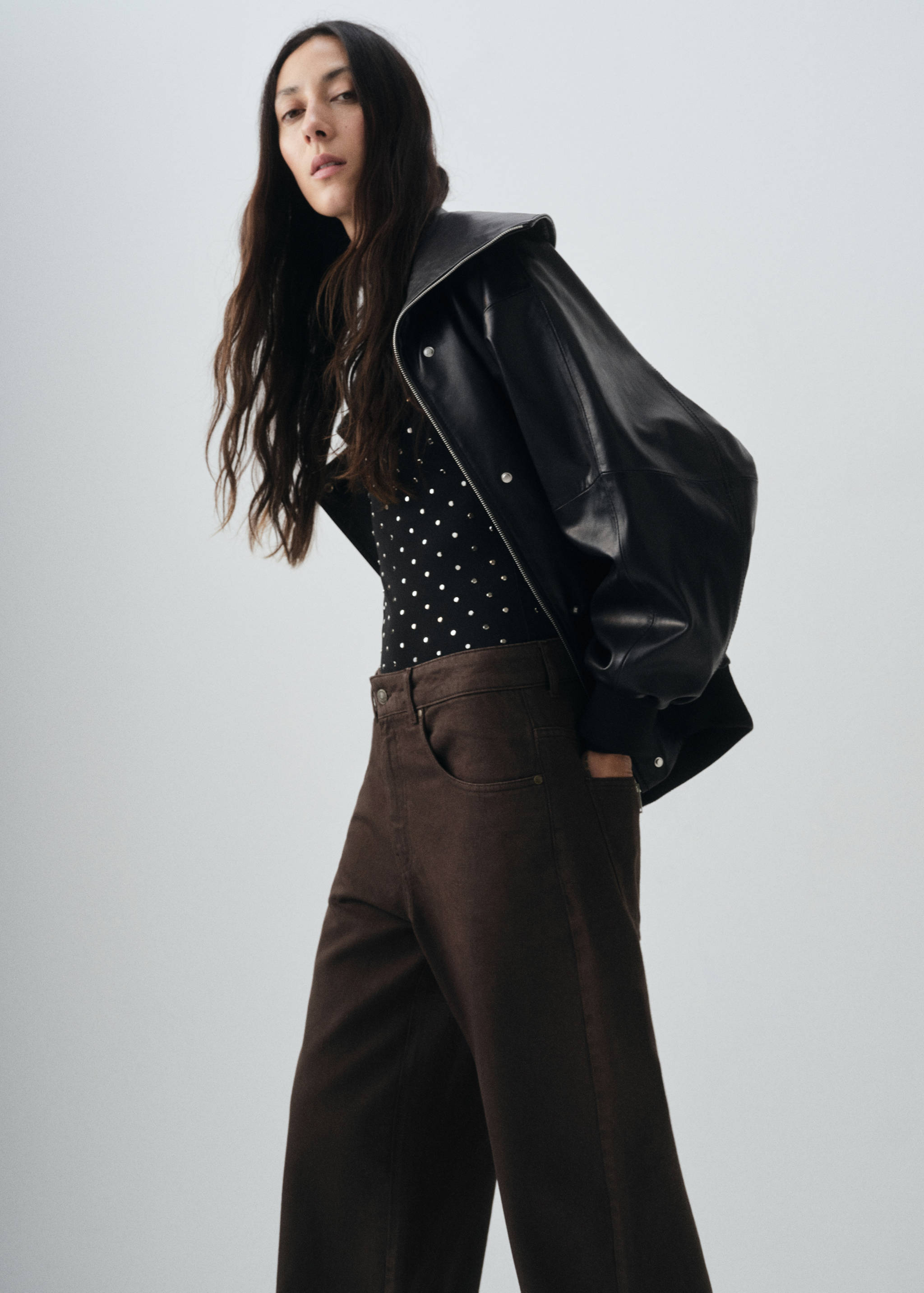 Mid-rise straight jeans - Details of the article 1