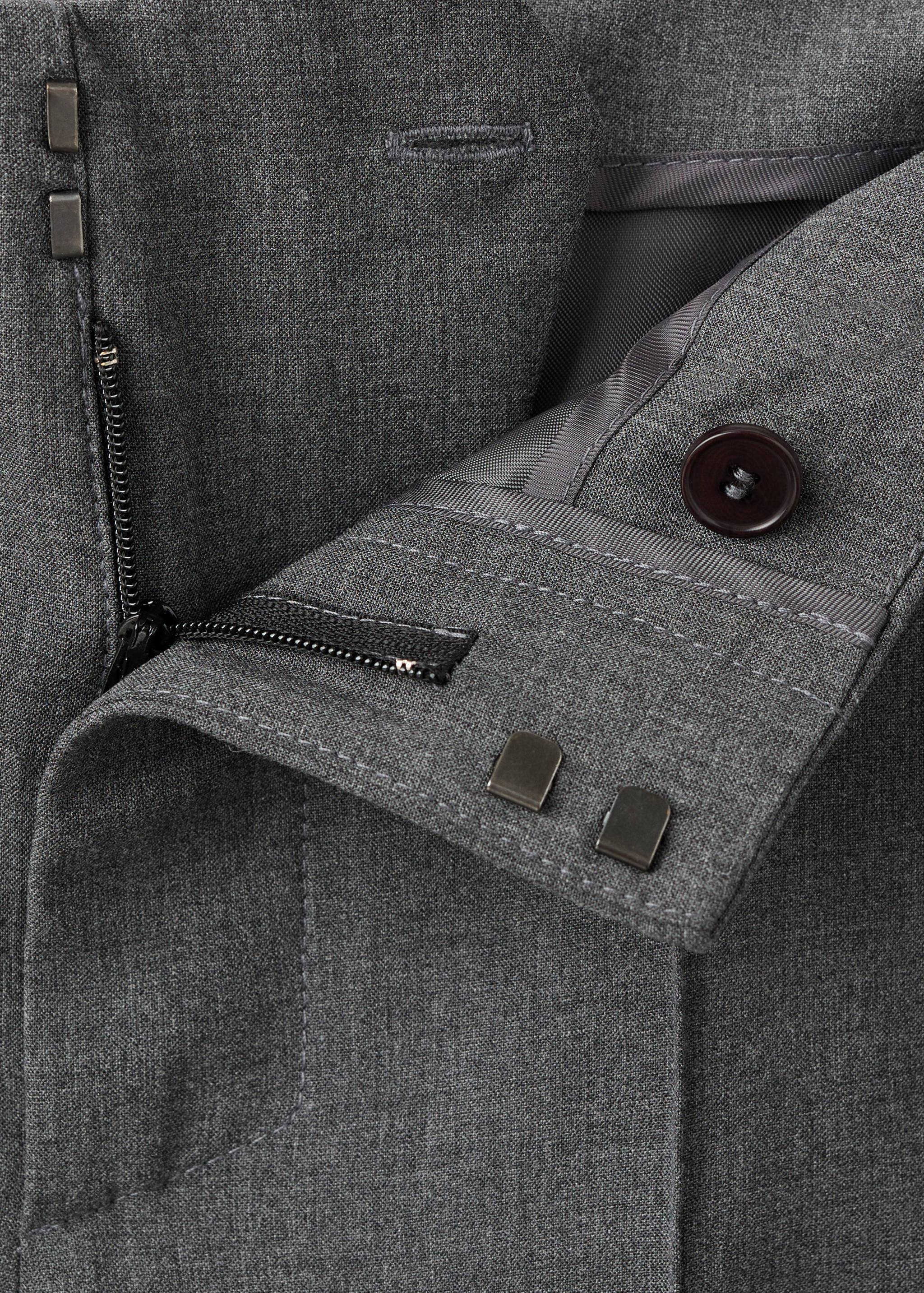 Gerade Hose mit Gürtel - Detail des Artikels 0