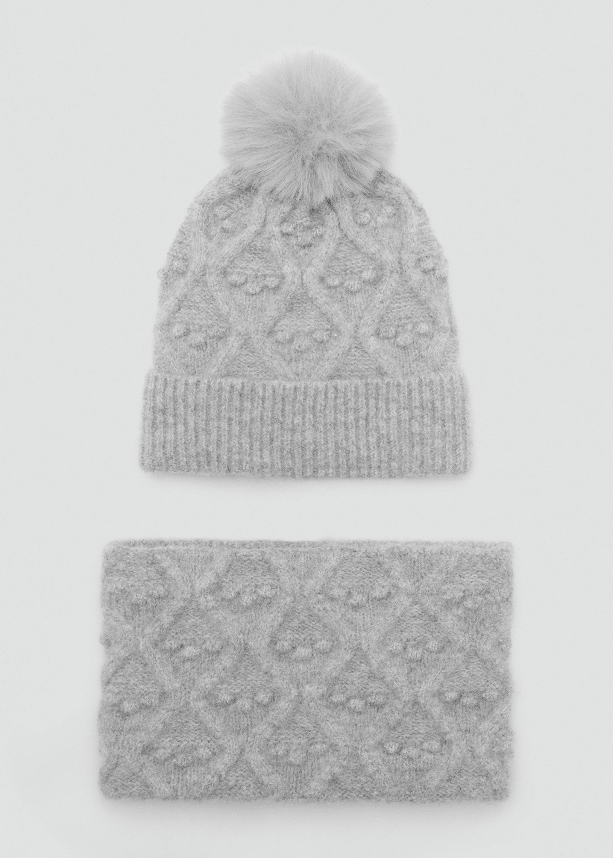 Textured hat with pom-pom - Details of the article 2