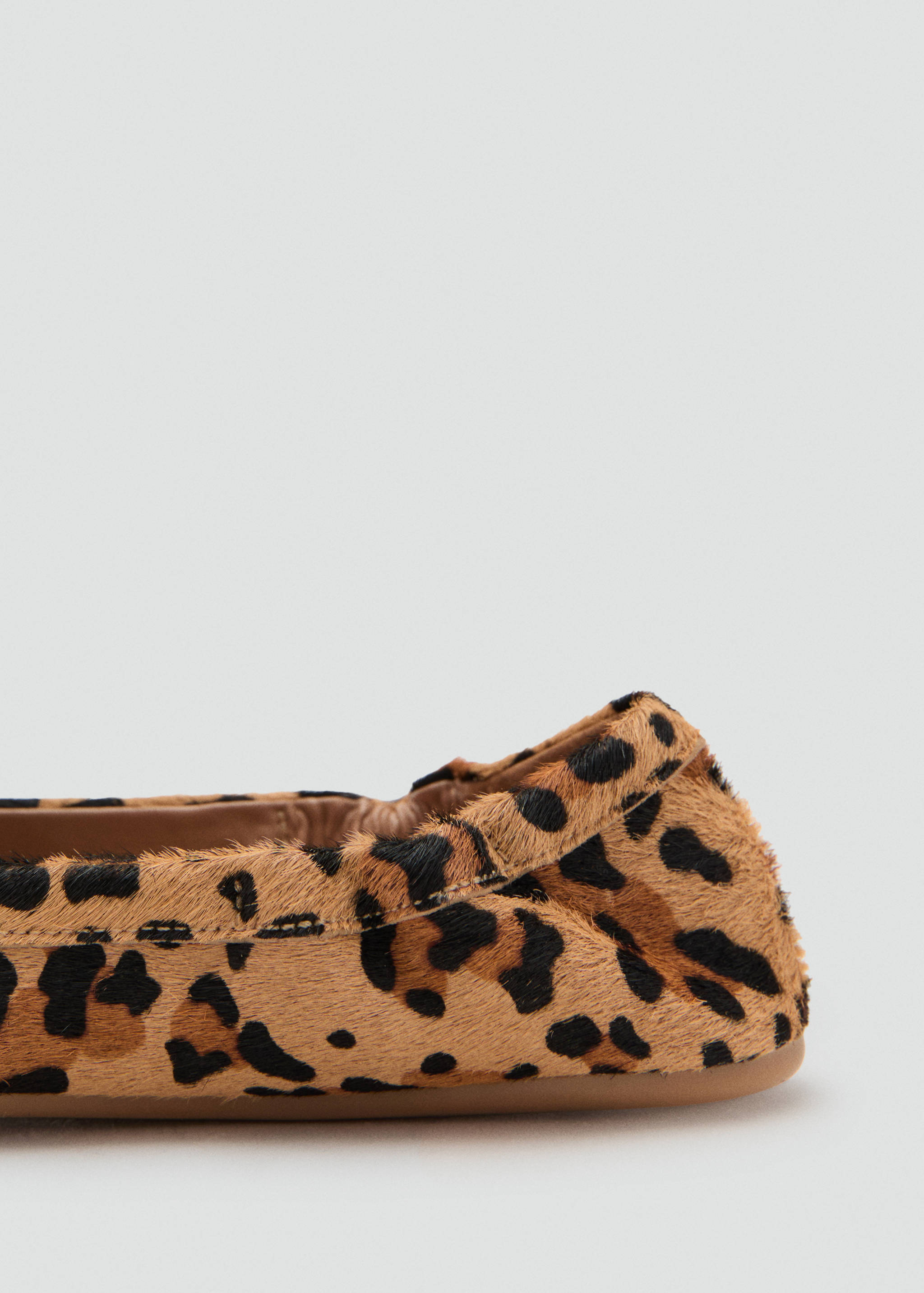 Kožené mokasíny s kožešinou a leopardím vzorem - Detail zboží 1