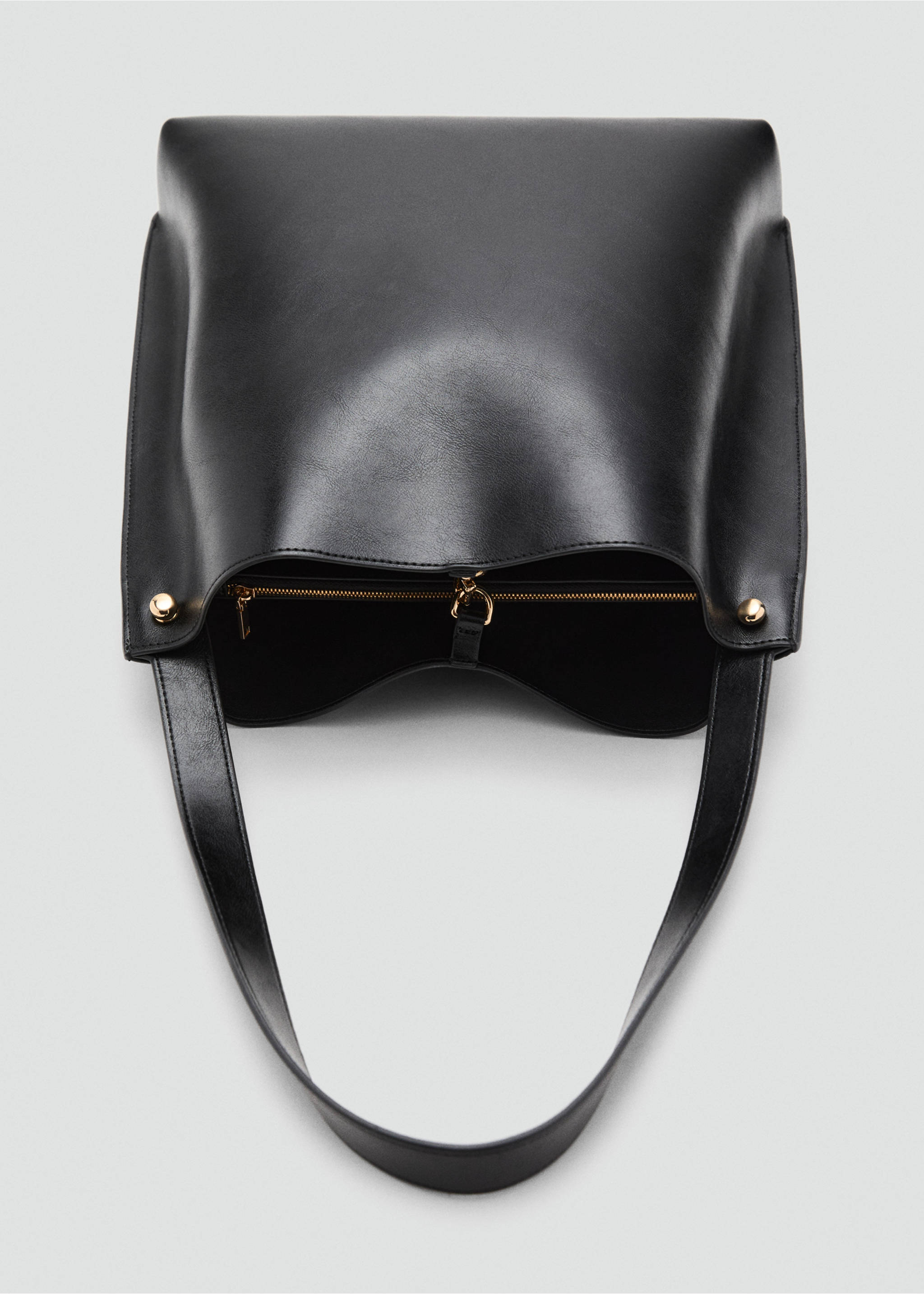 Bucket bag with metal details - Details of the article 3, Black. Ref: 17037131-00.