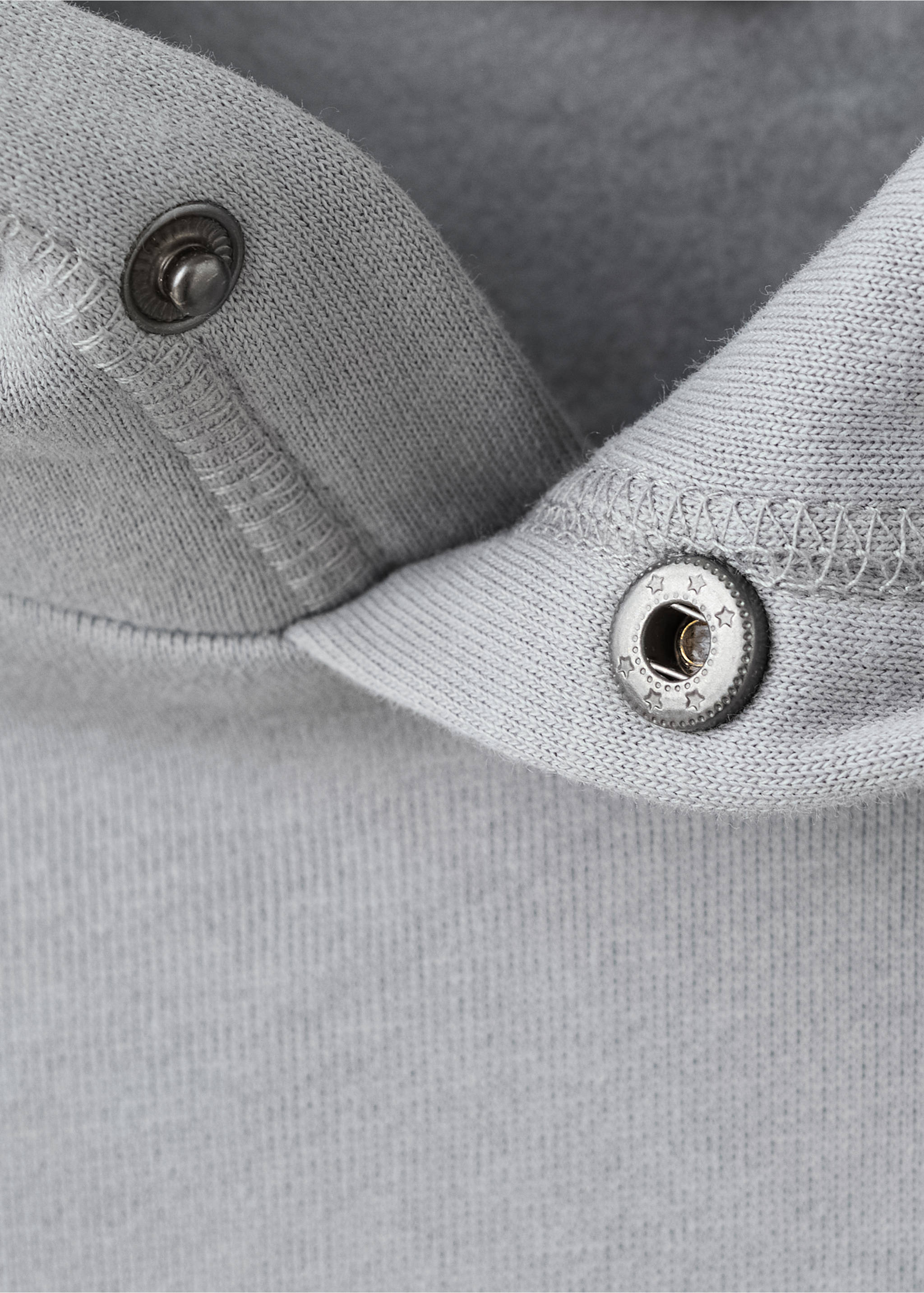 Gemustertes Kapuzen-Sweatshirt - Detail des Artikels 8, Grau. Ref: 17037775-00.