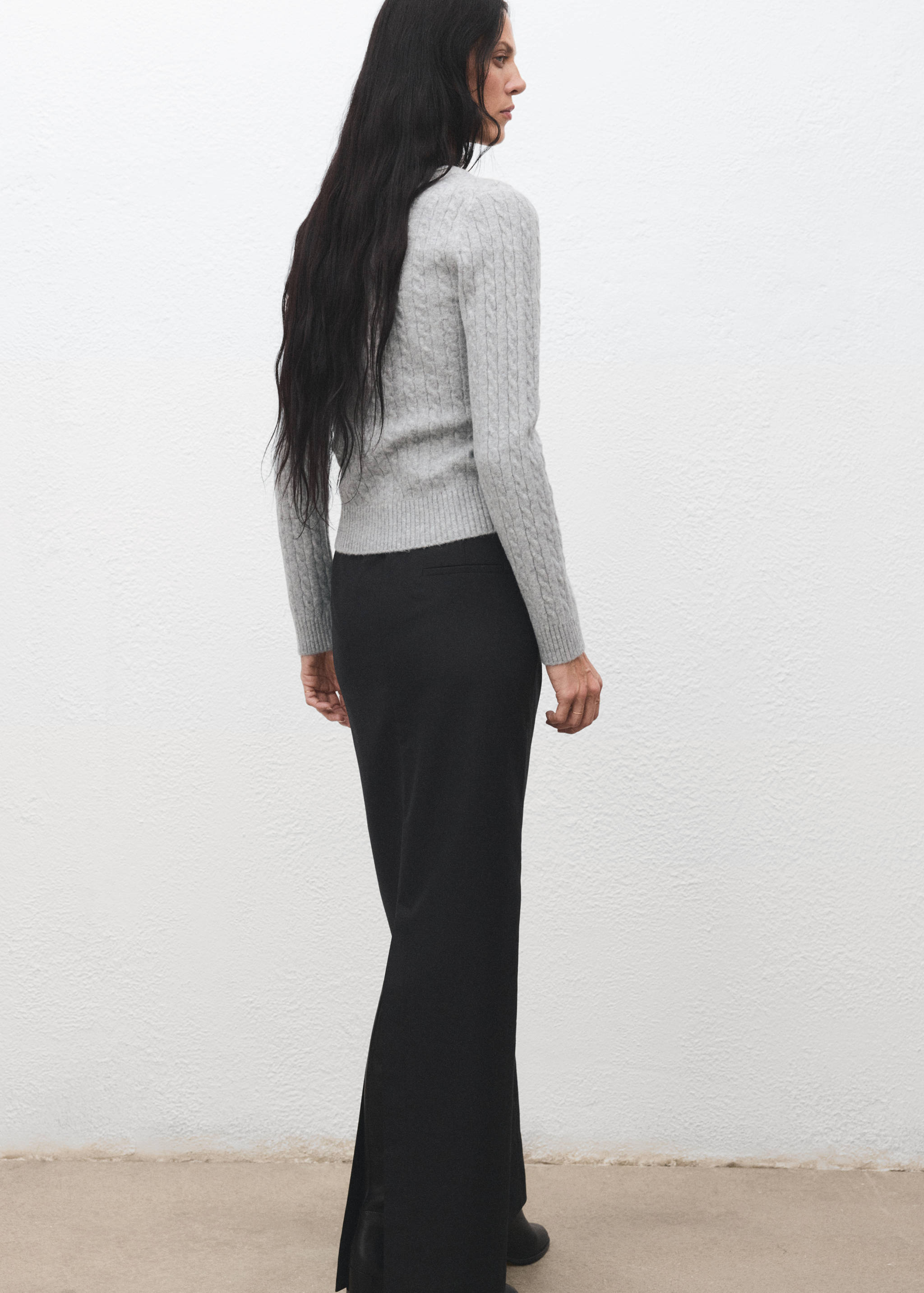 Knitted braided cardigan - Reverse of the article