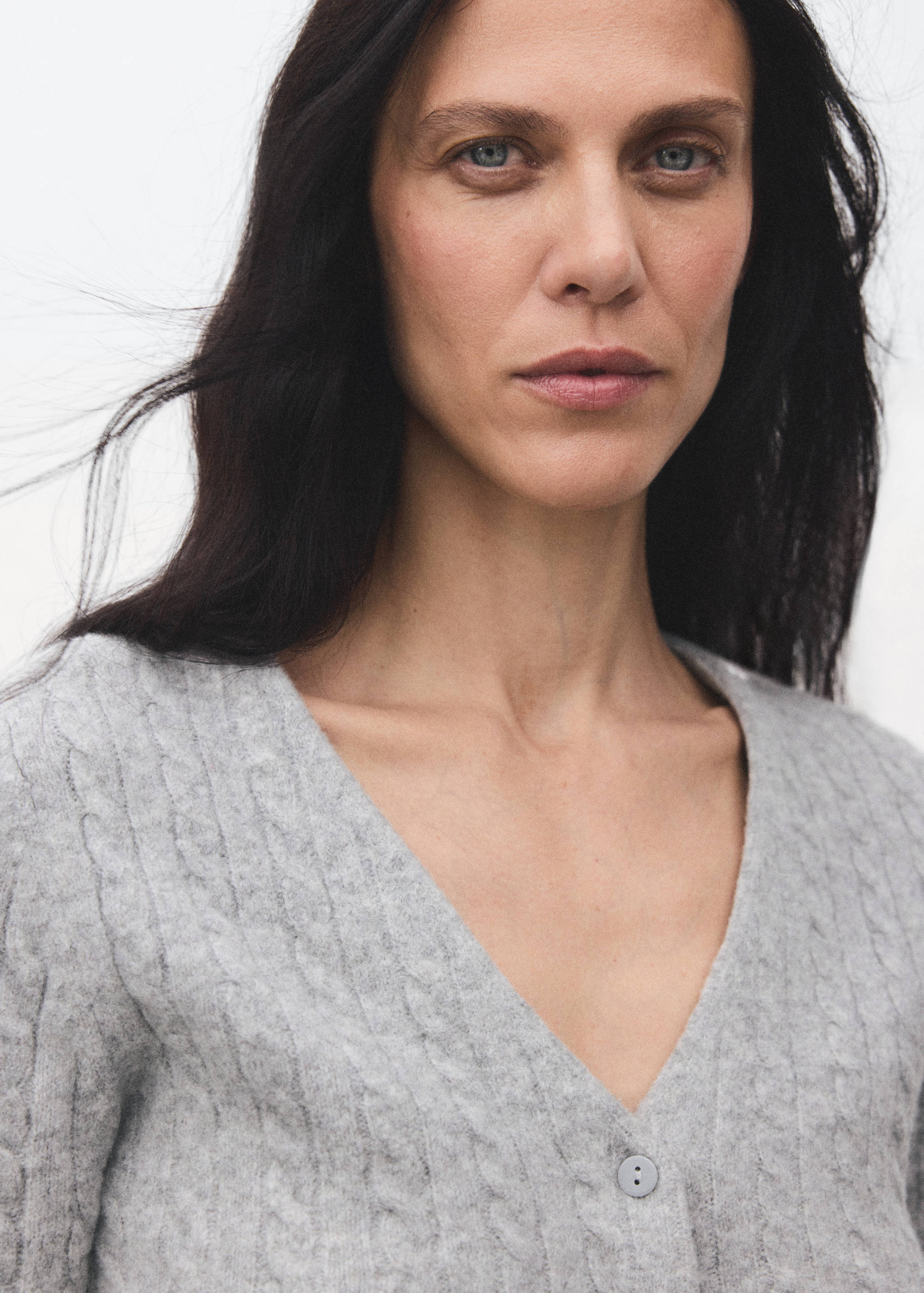 Knitted braided cardigan - Details of the article 1