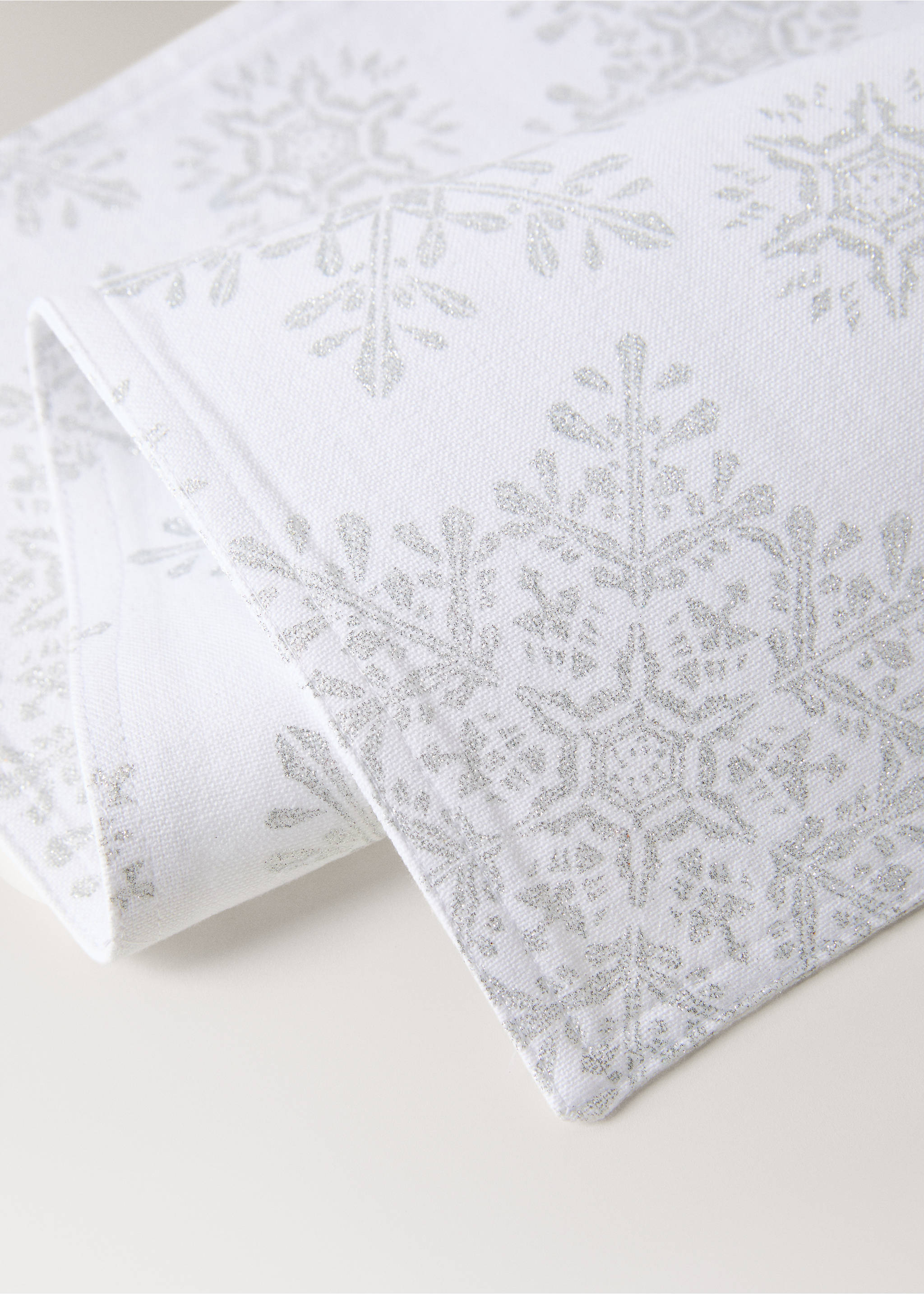100% cotton placemat with Christmas motif - Details of the article 2, Silver. Ref: 17037791-00.