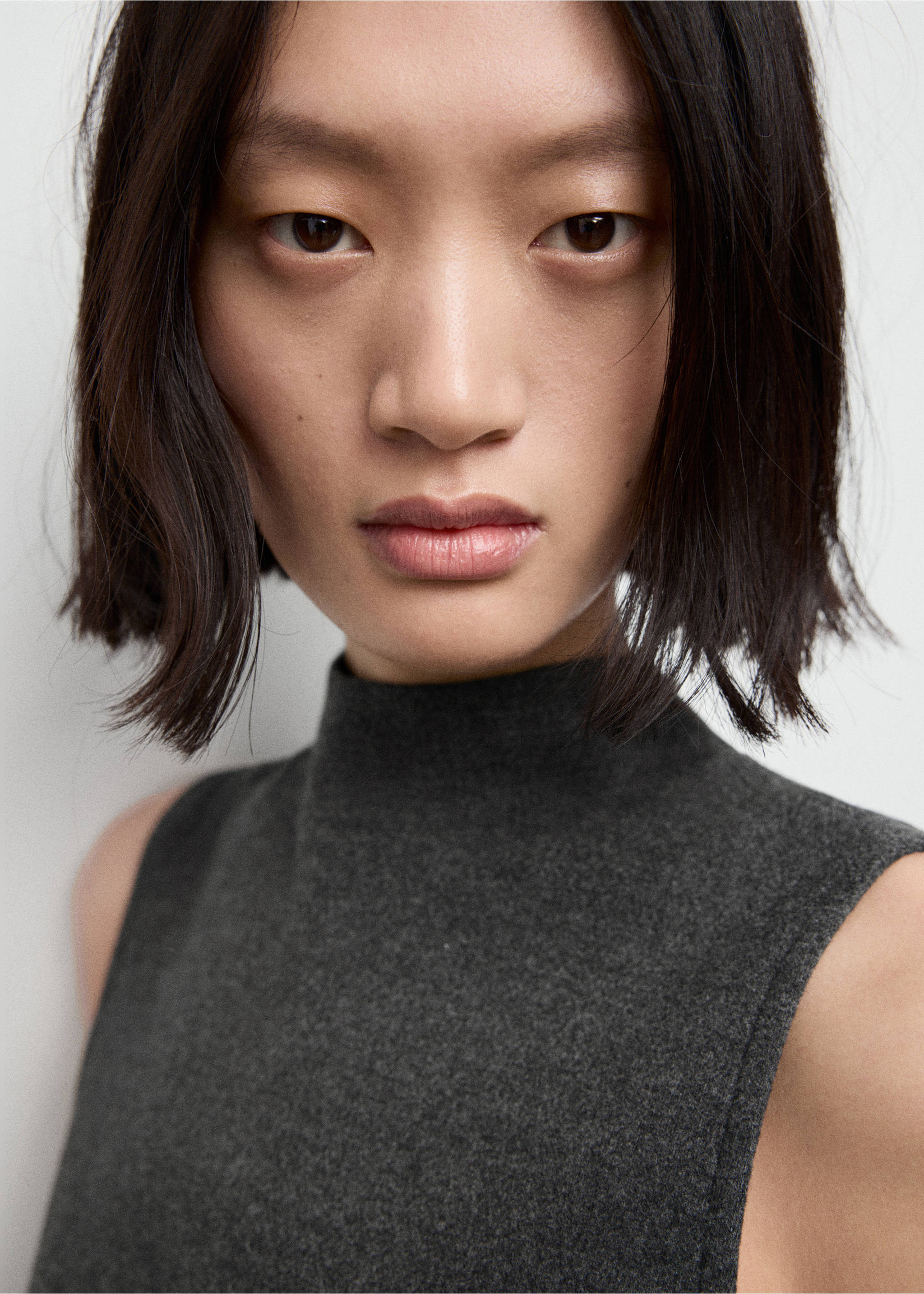Turtleneck top with belt - Details of the article 1, Medium Heather Grey. Ref: 17037803-00.