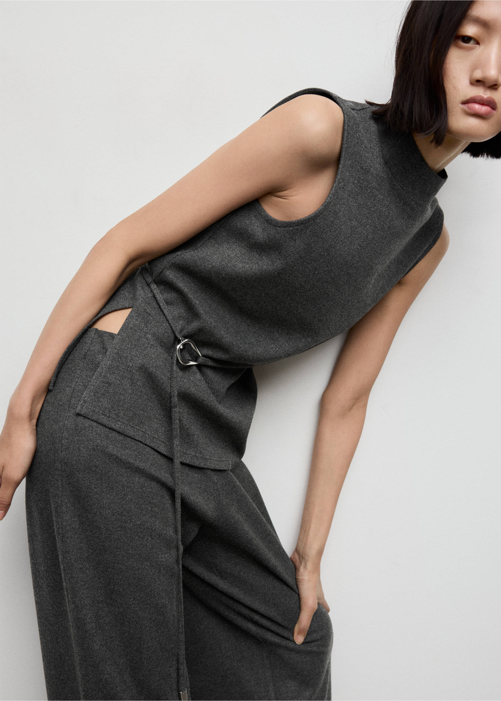 Turtleneck top with belt - Details of the article 2, Medium Heather Grey. Ref: 17037803-00.