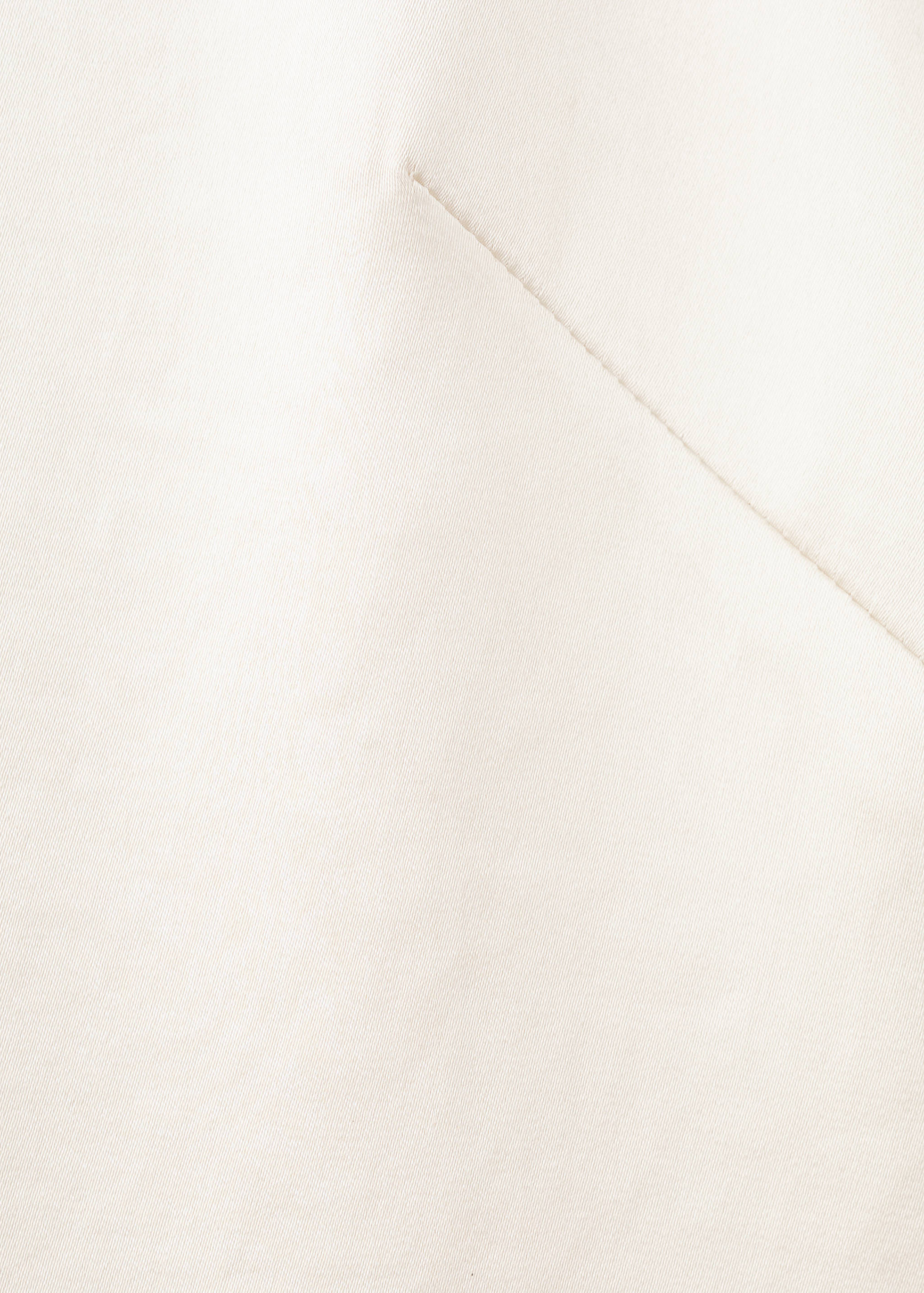 Blusa satinada cuello alto - Detalle del artículo 0