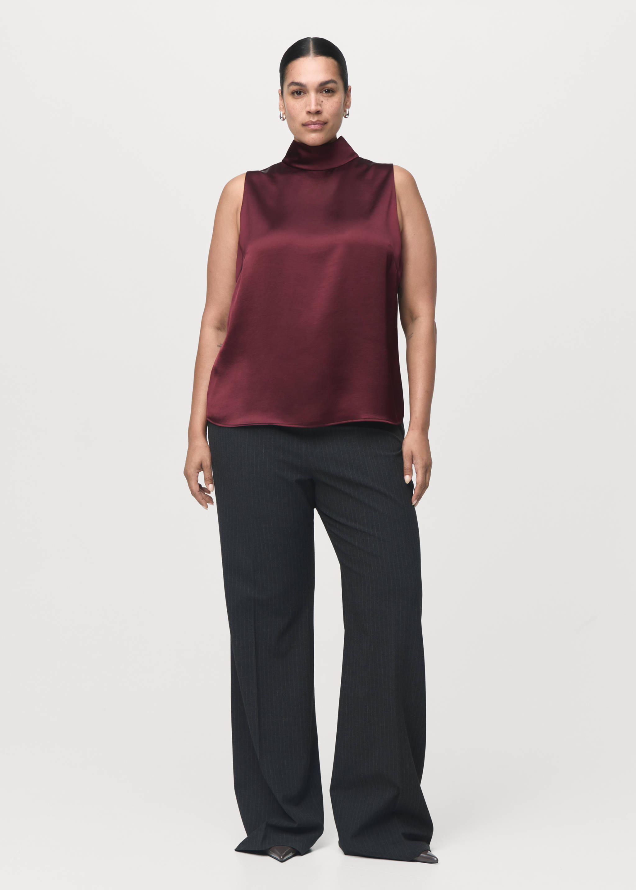 Blusa satinada cuello alto - Detalle del artículo 3