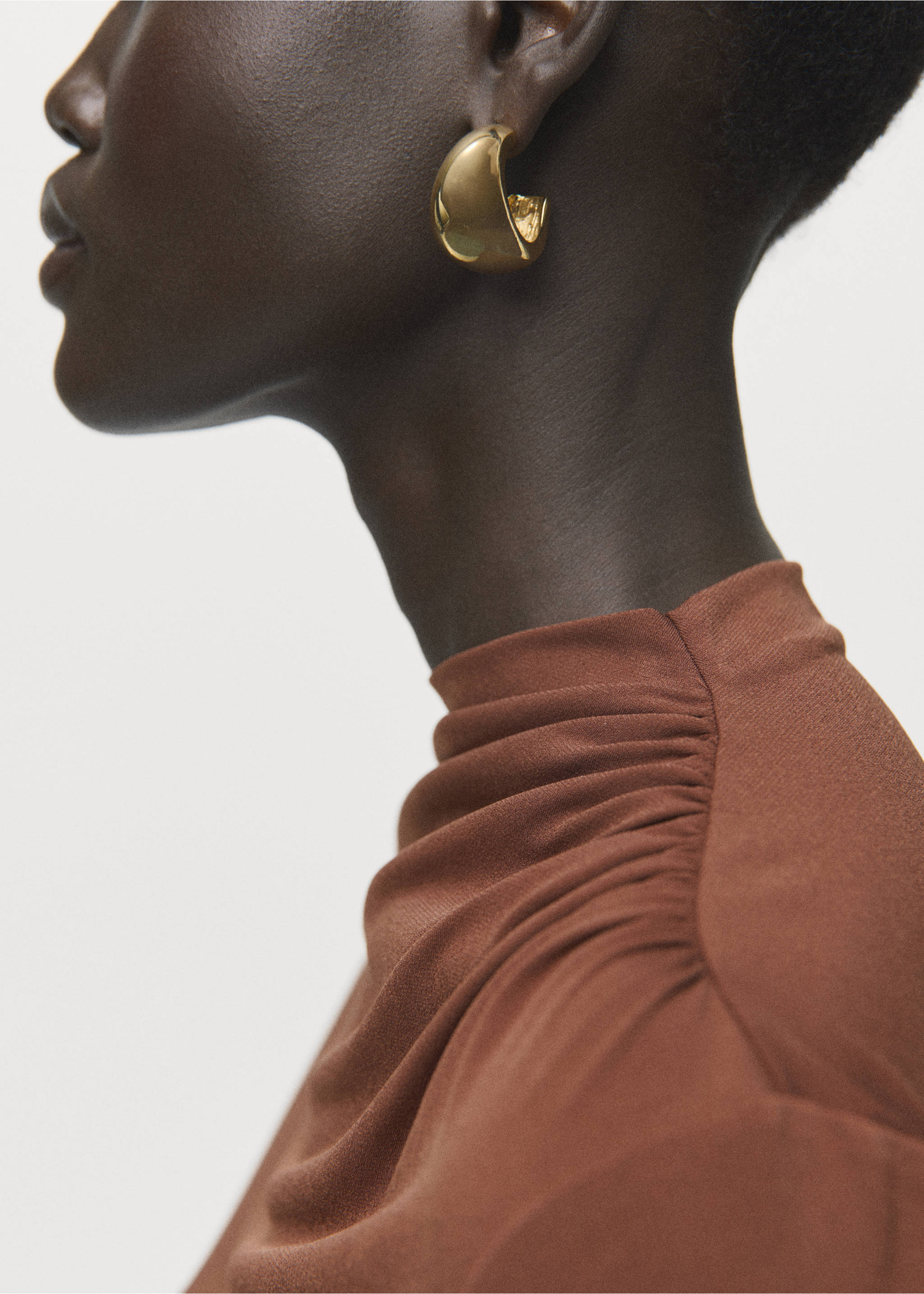 Draped fitted t-shirt - Details of the article 1, Brown. Ref: 17037818-00.