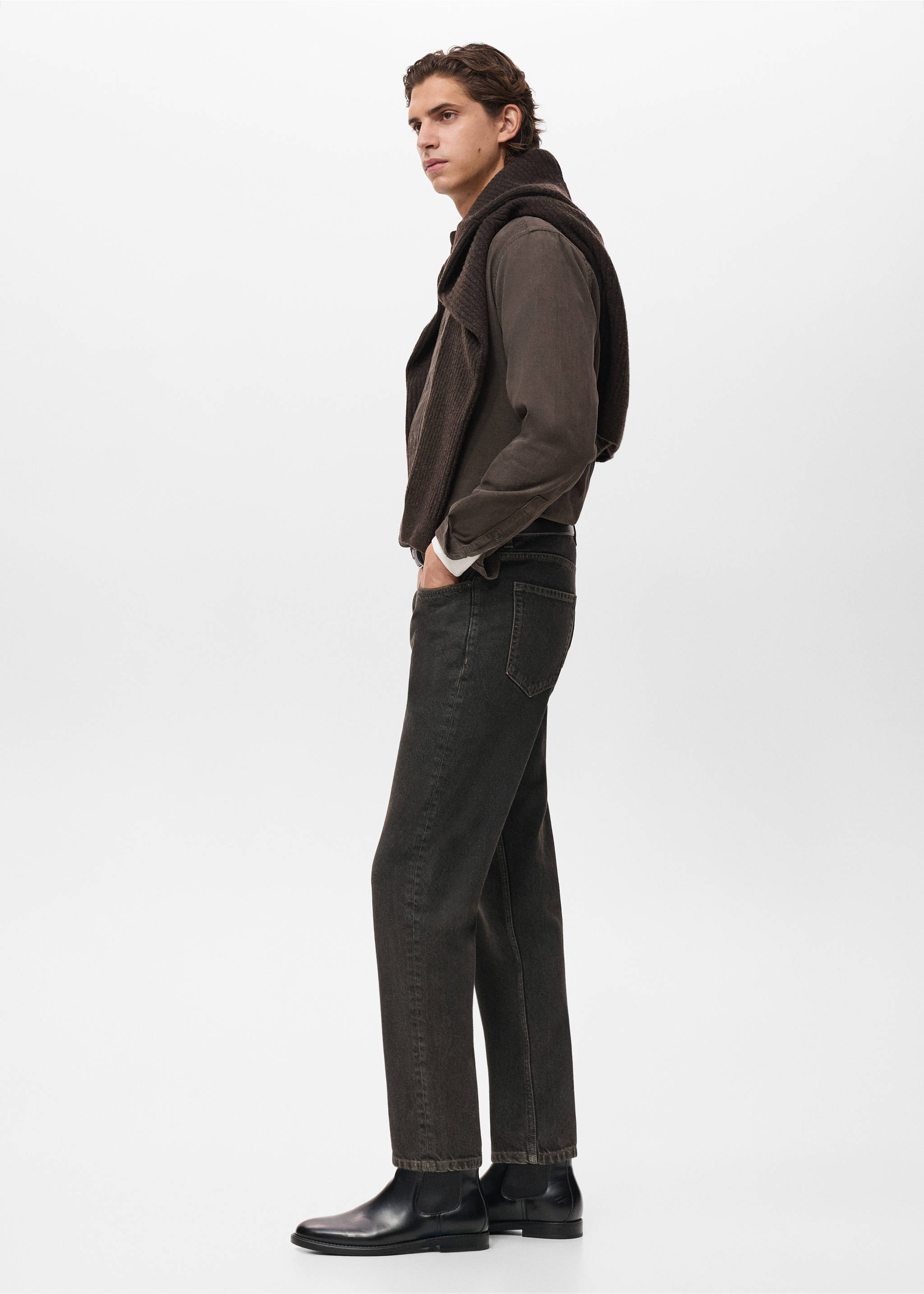 Lori tapered-fit jeans - Details of the article 2, Brown. Ref: 17037885-00.