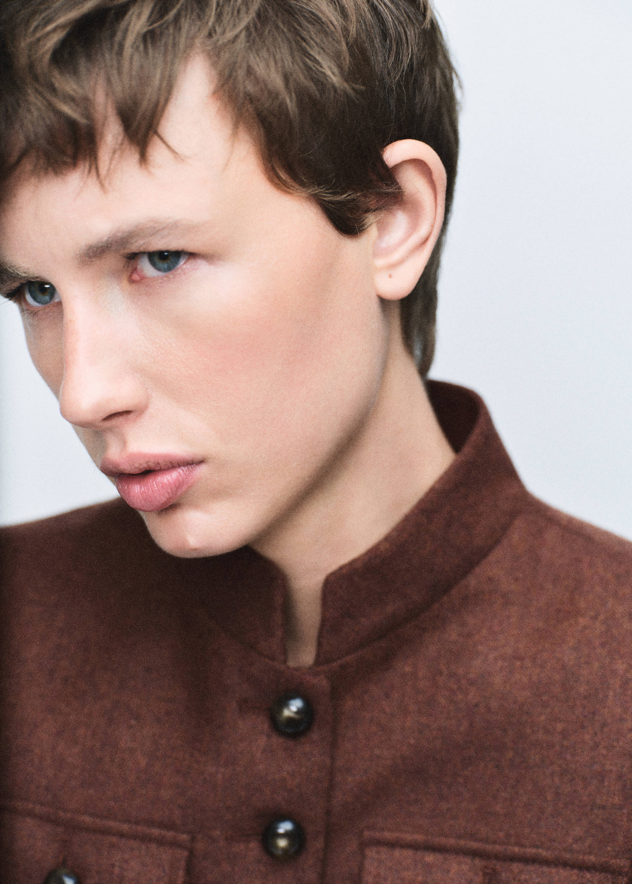 Wool jacket with band collar and pockets - Details of the article 1