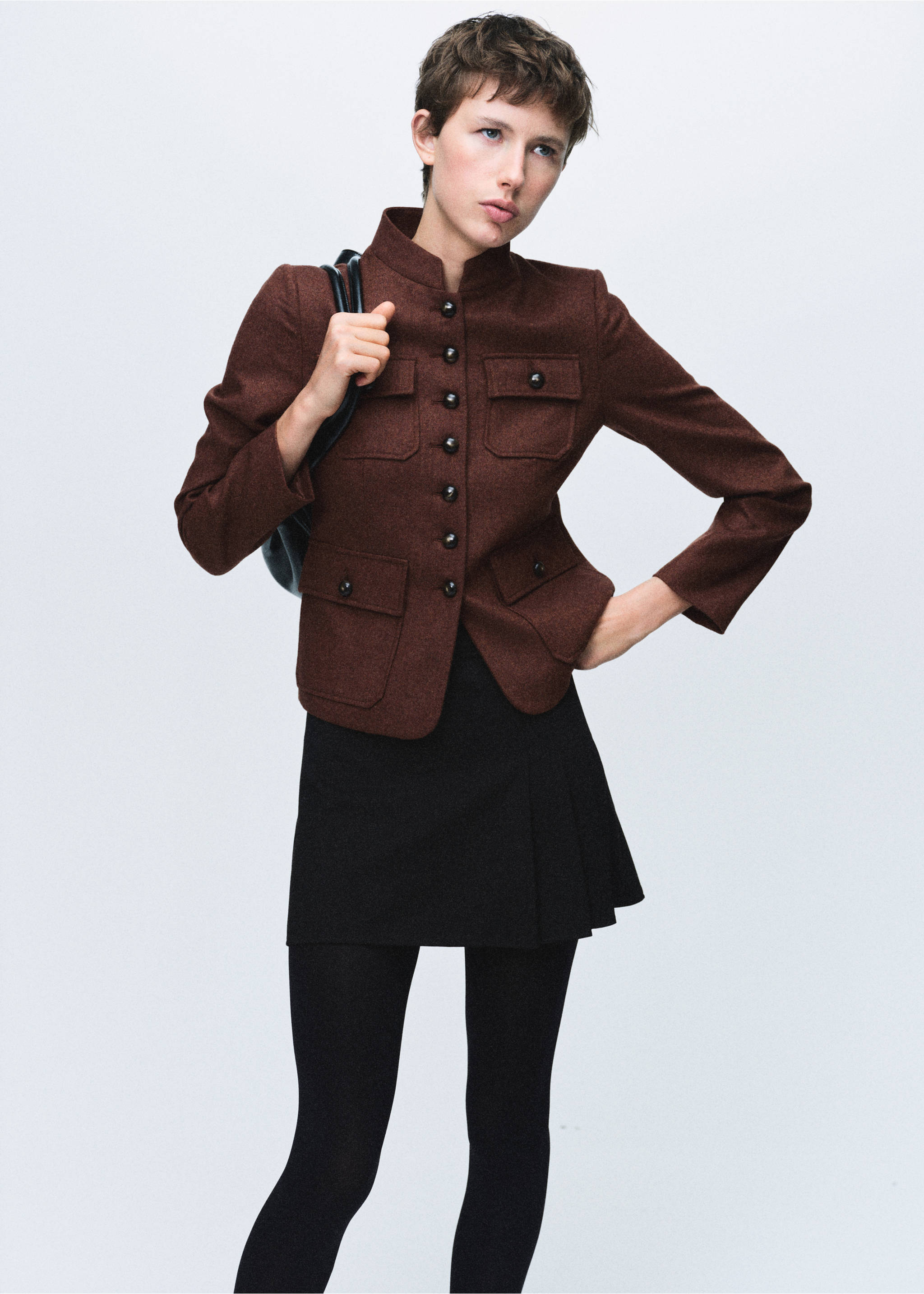 Wool jacket with band collar and pockets - Details of the article 2, Tobacco Brown. Ref: 17037912-00.