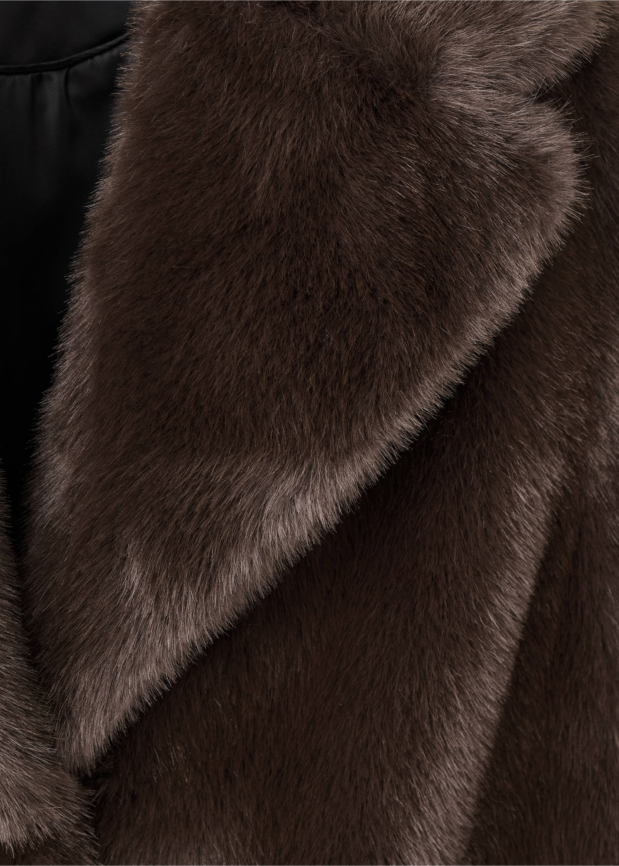 Faux-fur coat with lapels - Details of the article 8, Beige. Ref: 17038269-00.