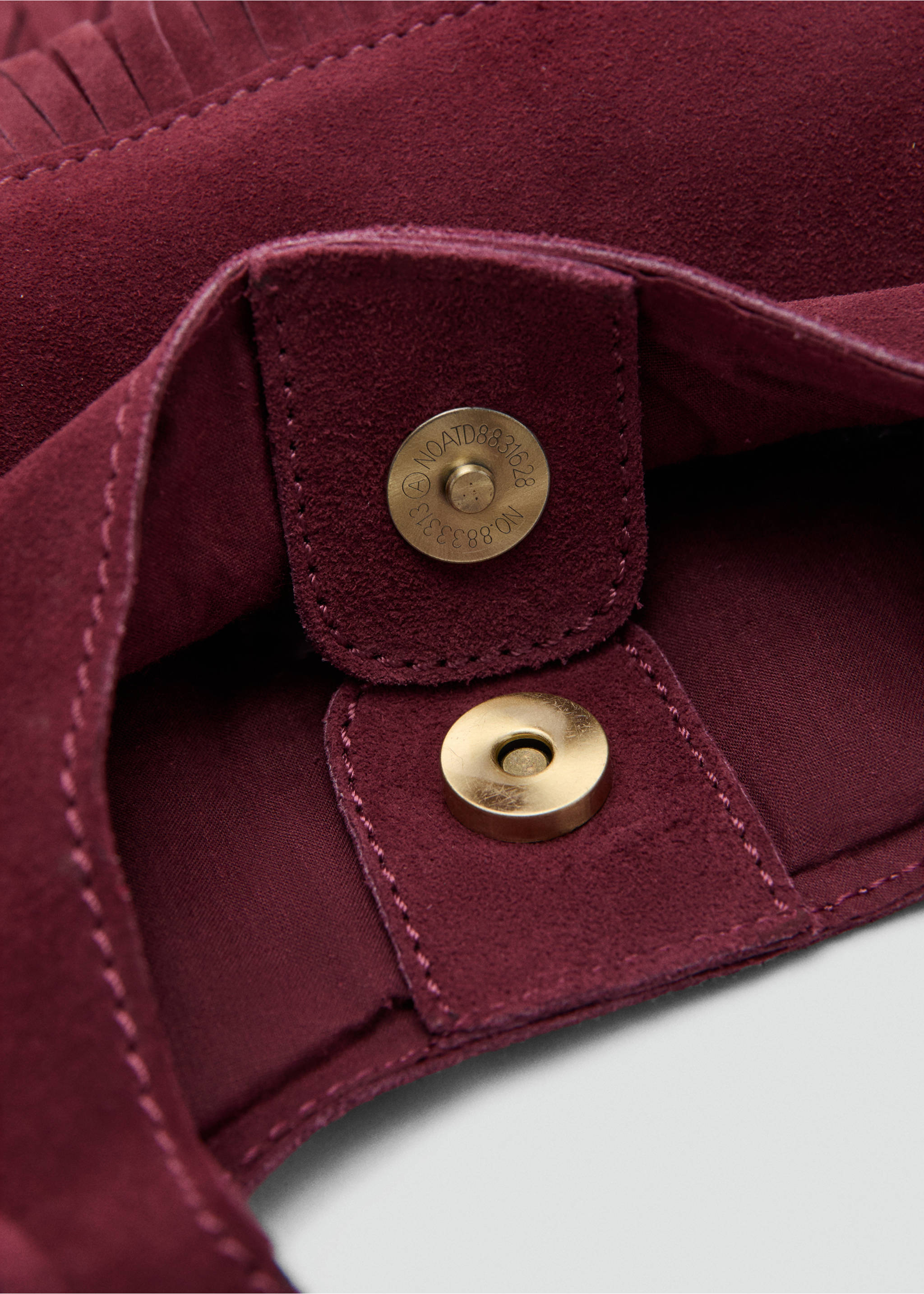 Fringe leather bag - Details of the article 1, Burgundy. Ref: 17038270-00.