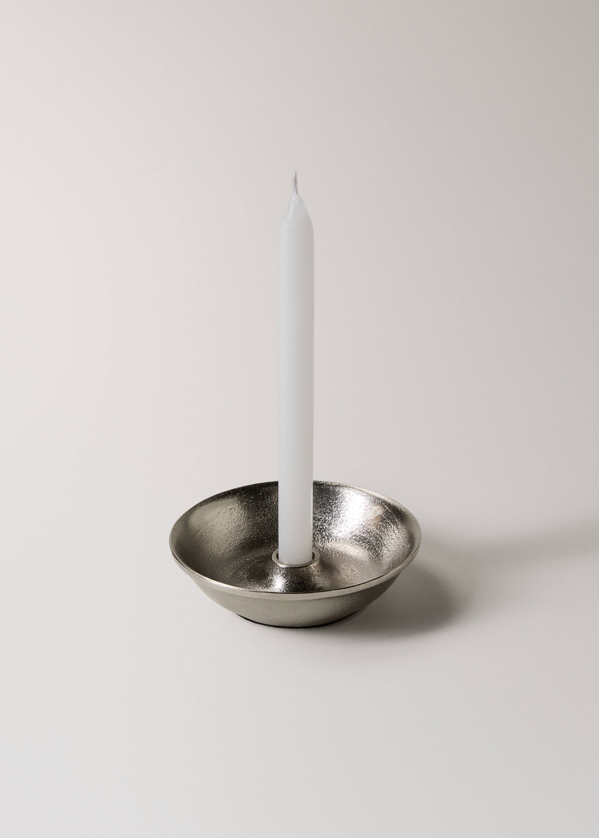 Metal candelabra - Details of the article 2