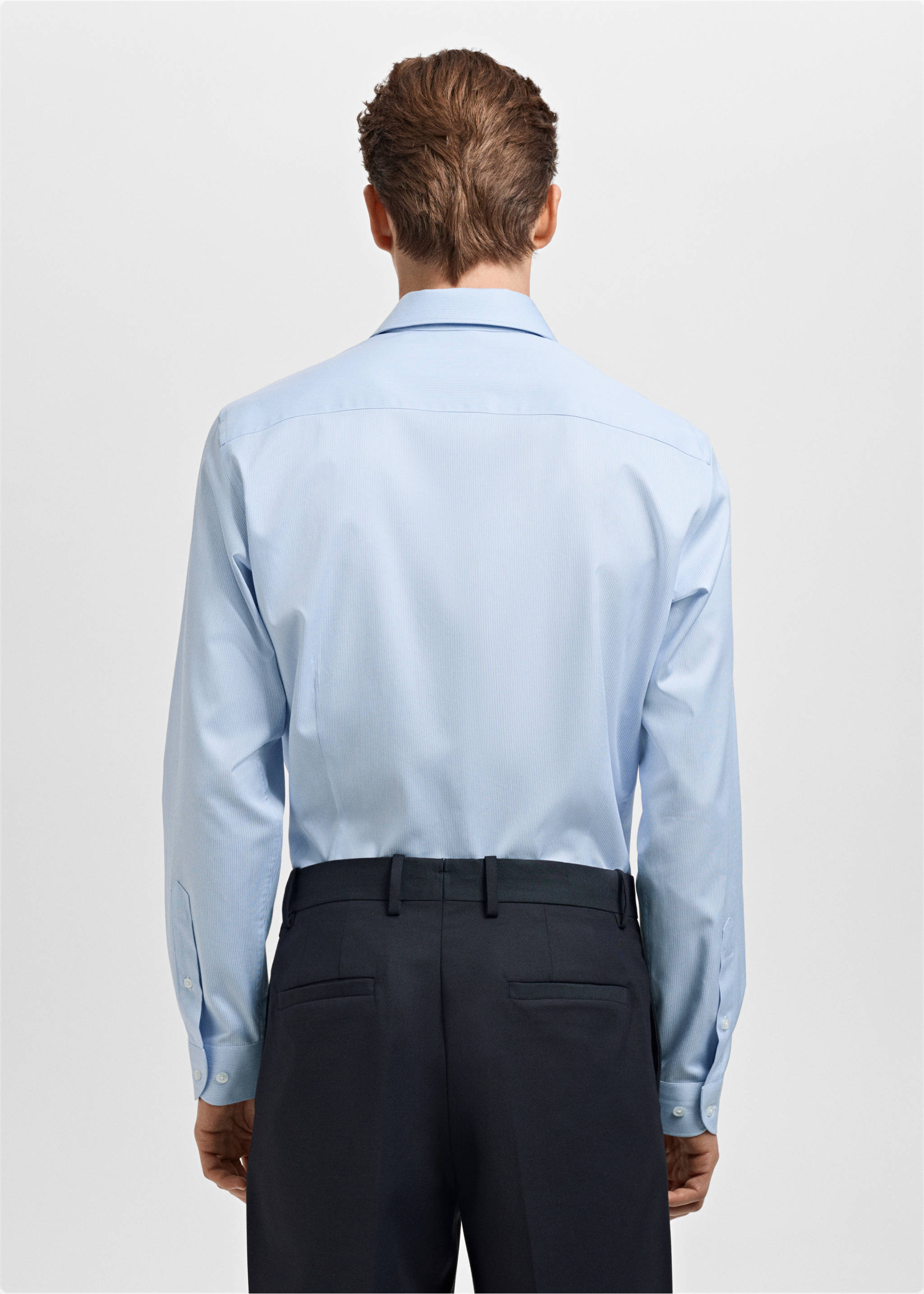 Slim-Fit-Hemd mit Streifen aus Giza-Baumwolle - Rückseite des Artikels, Himmelblau. Ref: 17038642-00.