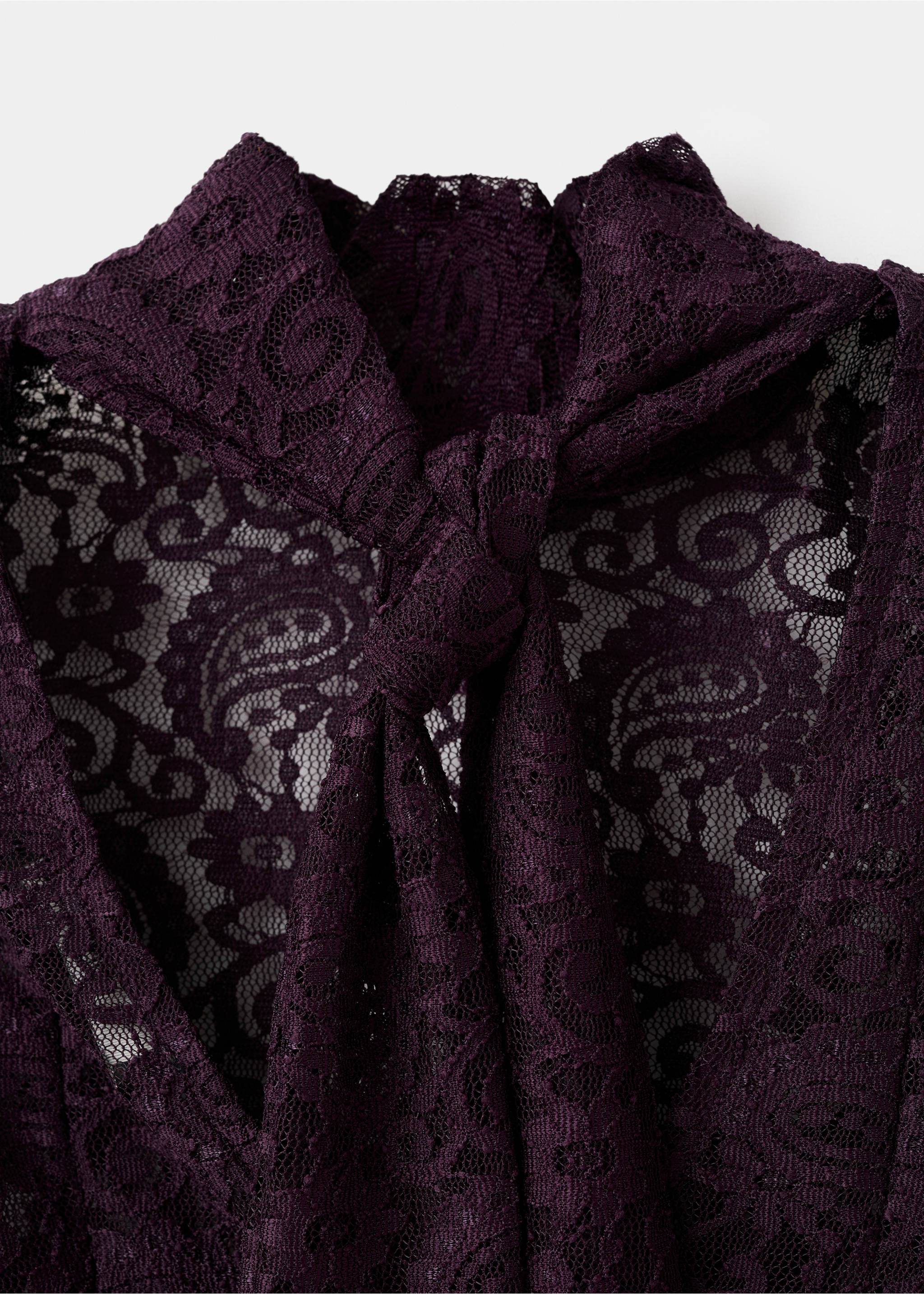Lace shirt with scarf - Details of the article 8, Wine. Ref: 17039112-00.