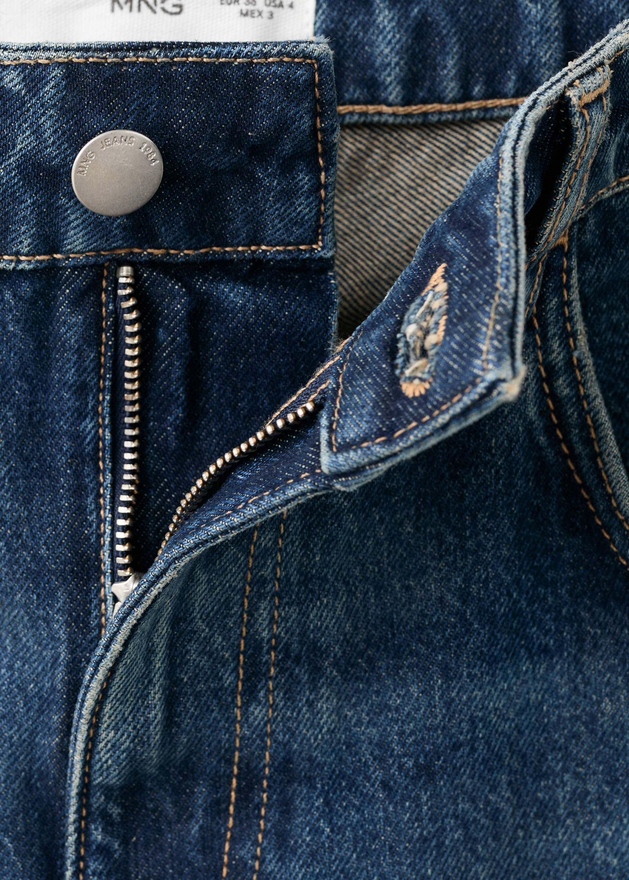 Flare-Jeans mit niedrigem Bund - Detail des Artikels 8