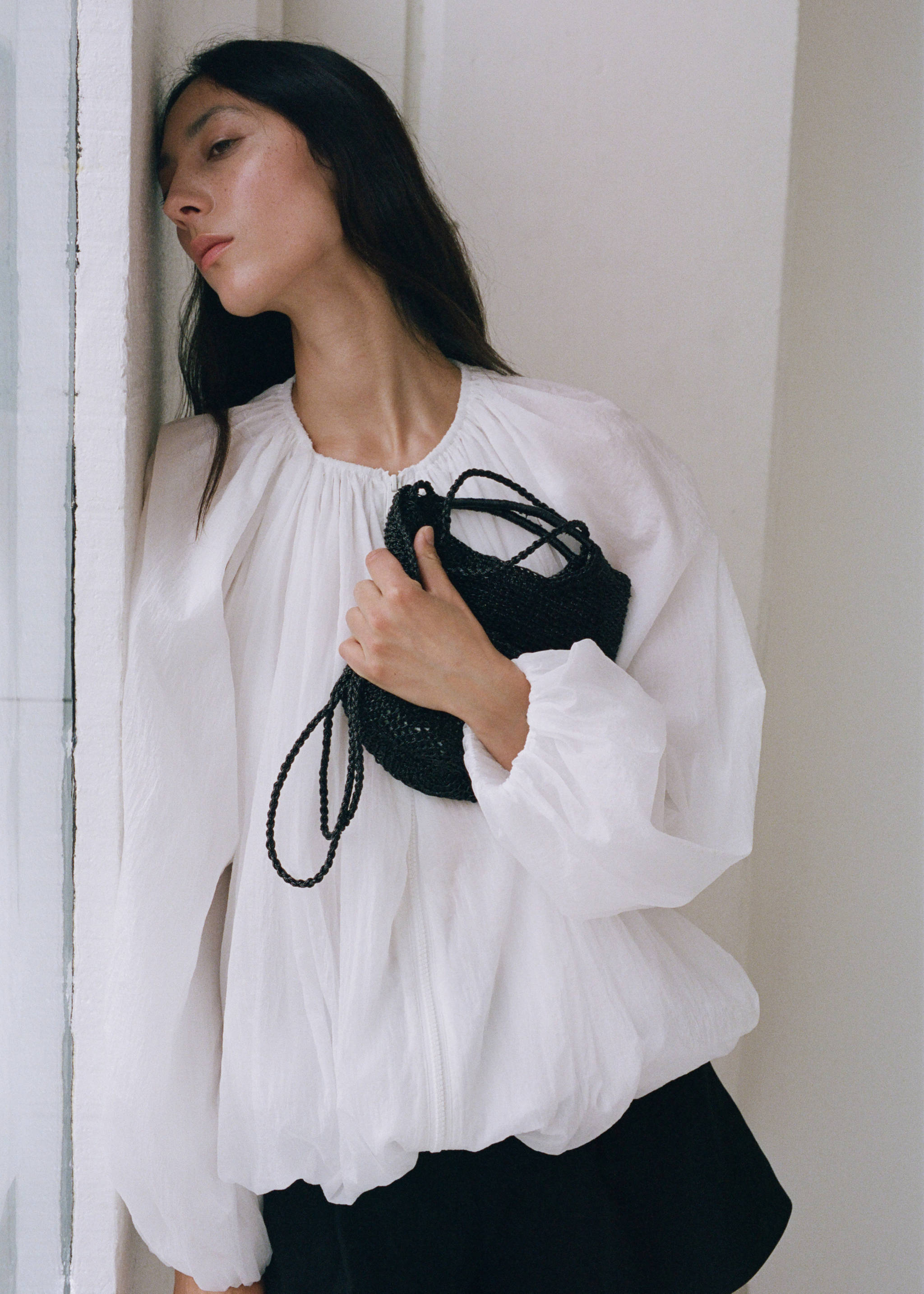 Mini woven crossbody bag - General plane, Black. Ref: 17041123-00.