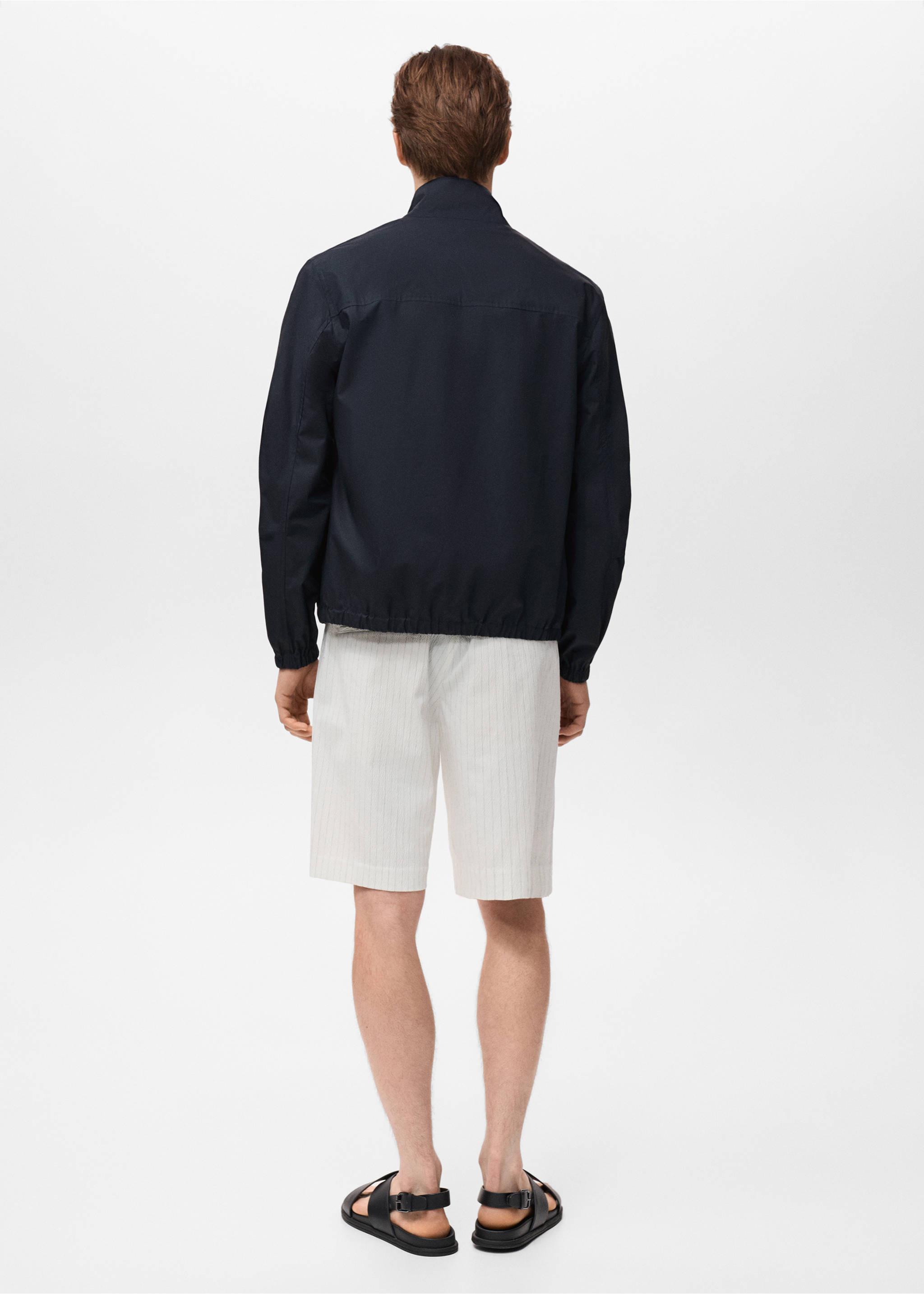 Baumwolljacke mit Kragenknöpfen - Rückseite des Artikels, Marineblau. Ref: 17041134-00.