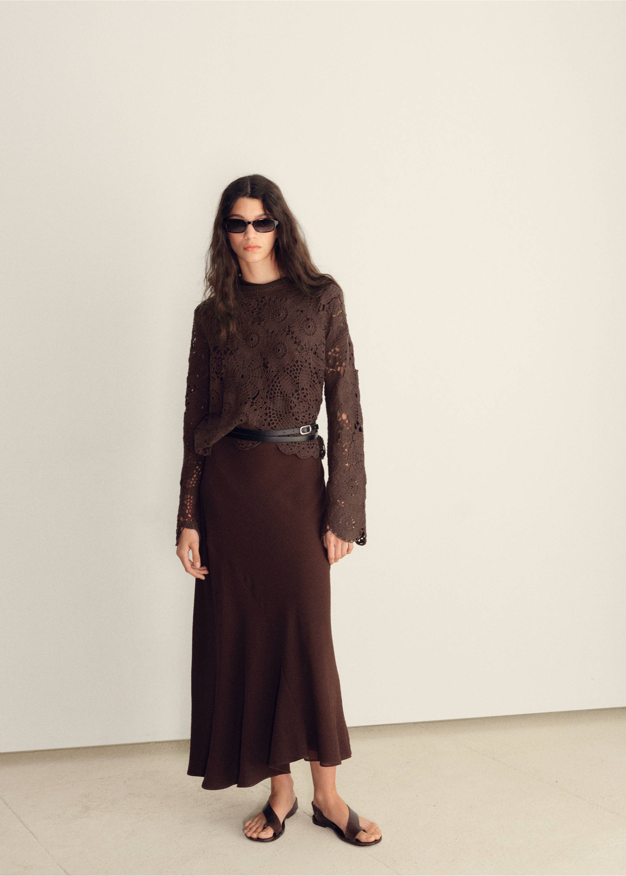 Geblümter Häkelpullover - Allgemeine Ansicht, Schokolade. Ref: 17041136-00.