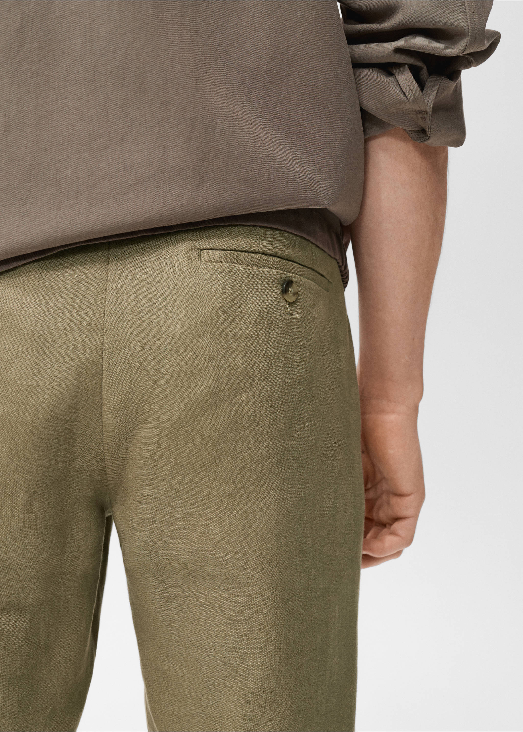 Slim-fit 100% linen trousers - Details of the article 6, Khaki. Ref: 17041143-00.