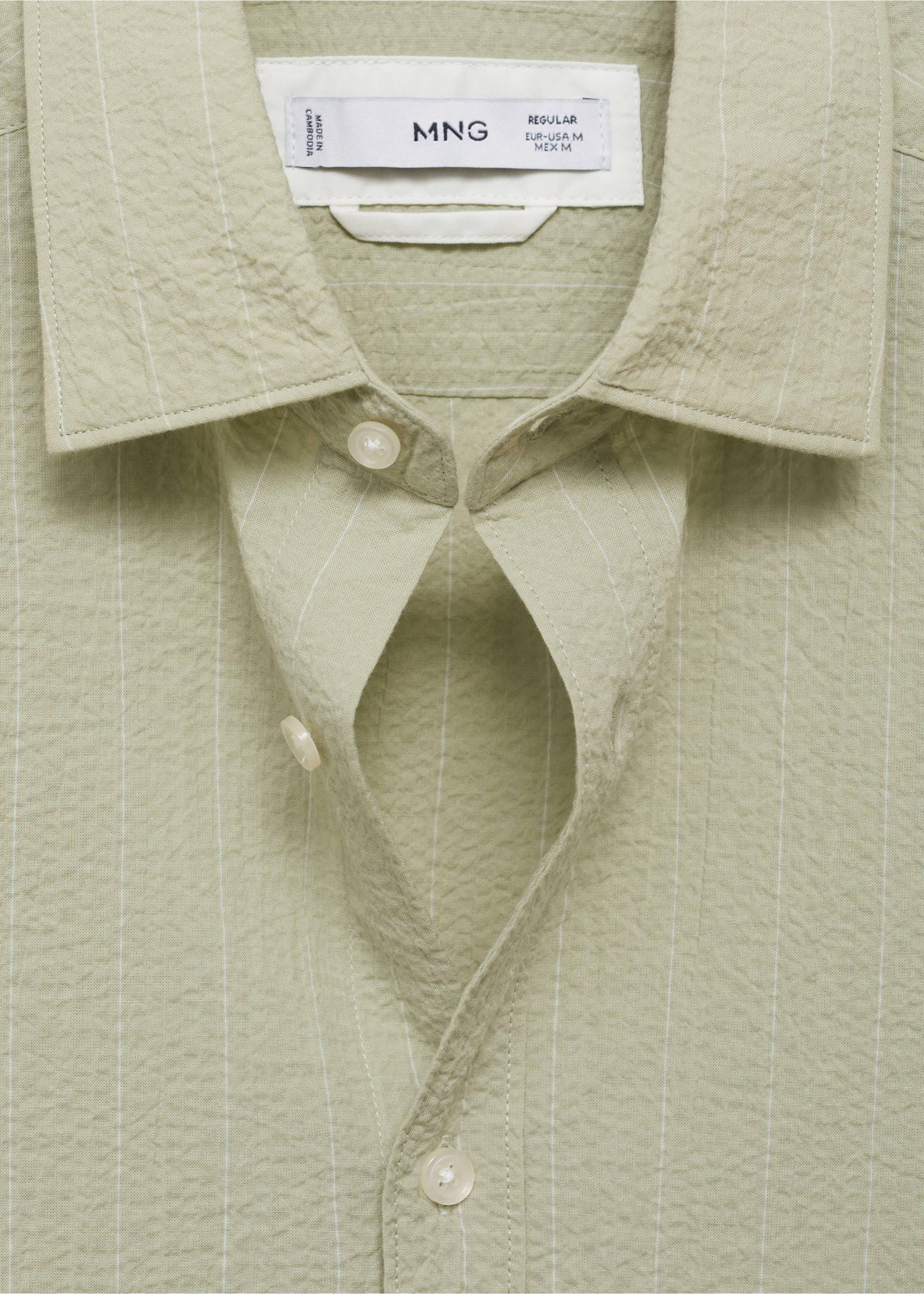 Chemise regular-fit texturée rayures - Détail de l'article 8, Vert pastel. Ref: 17041148-00.