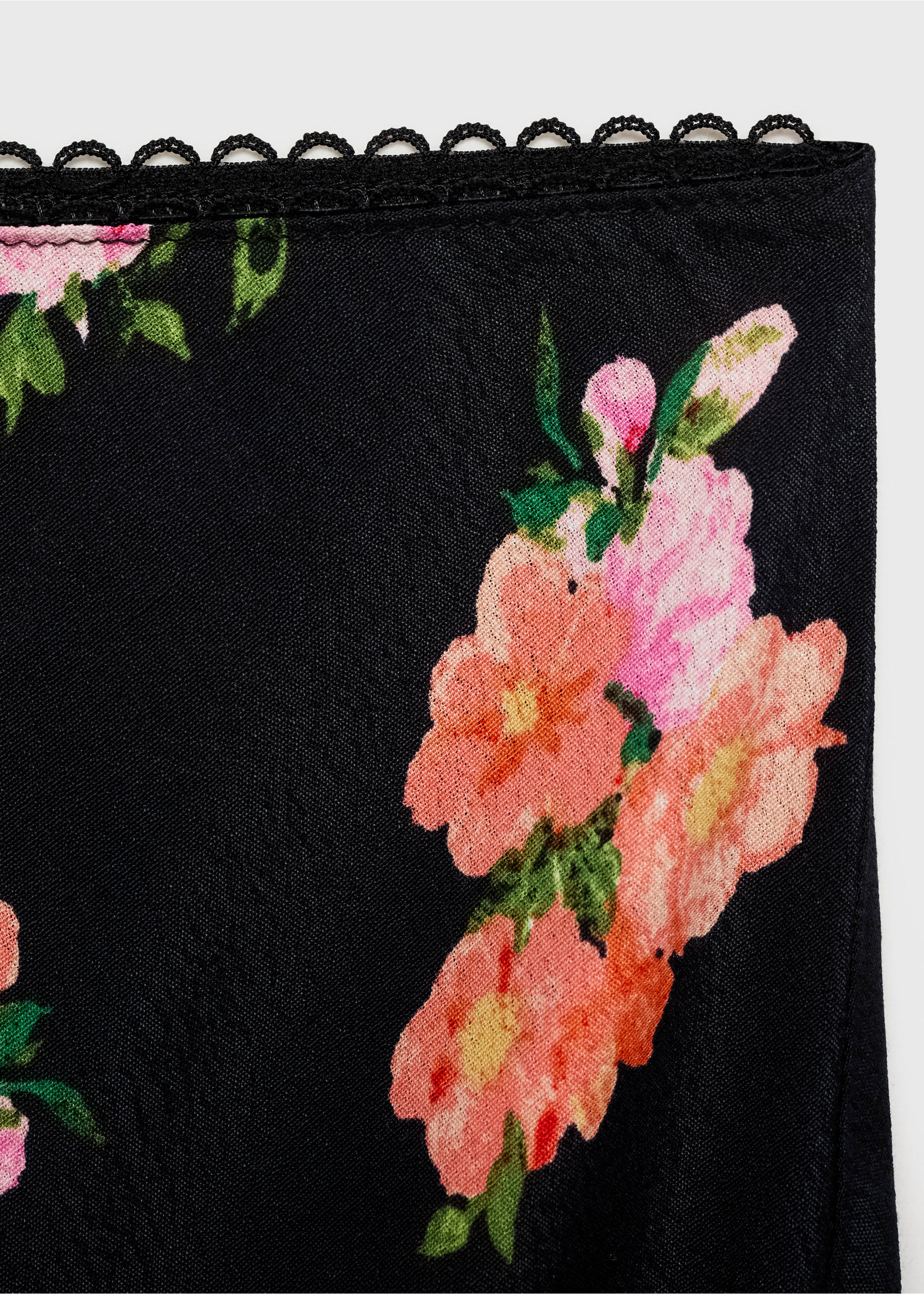 Floral skirt with lace trim - Details of the article 8, Black. Ref: 17041156-00.