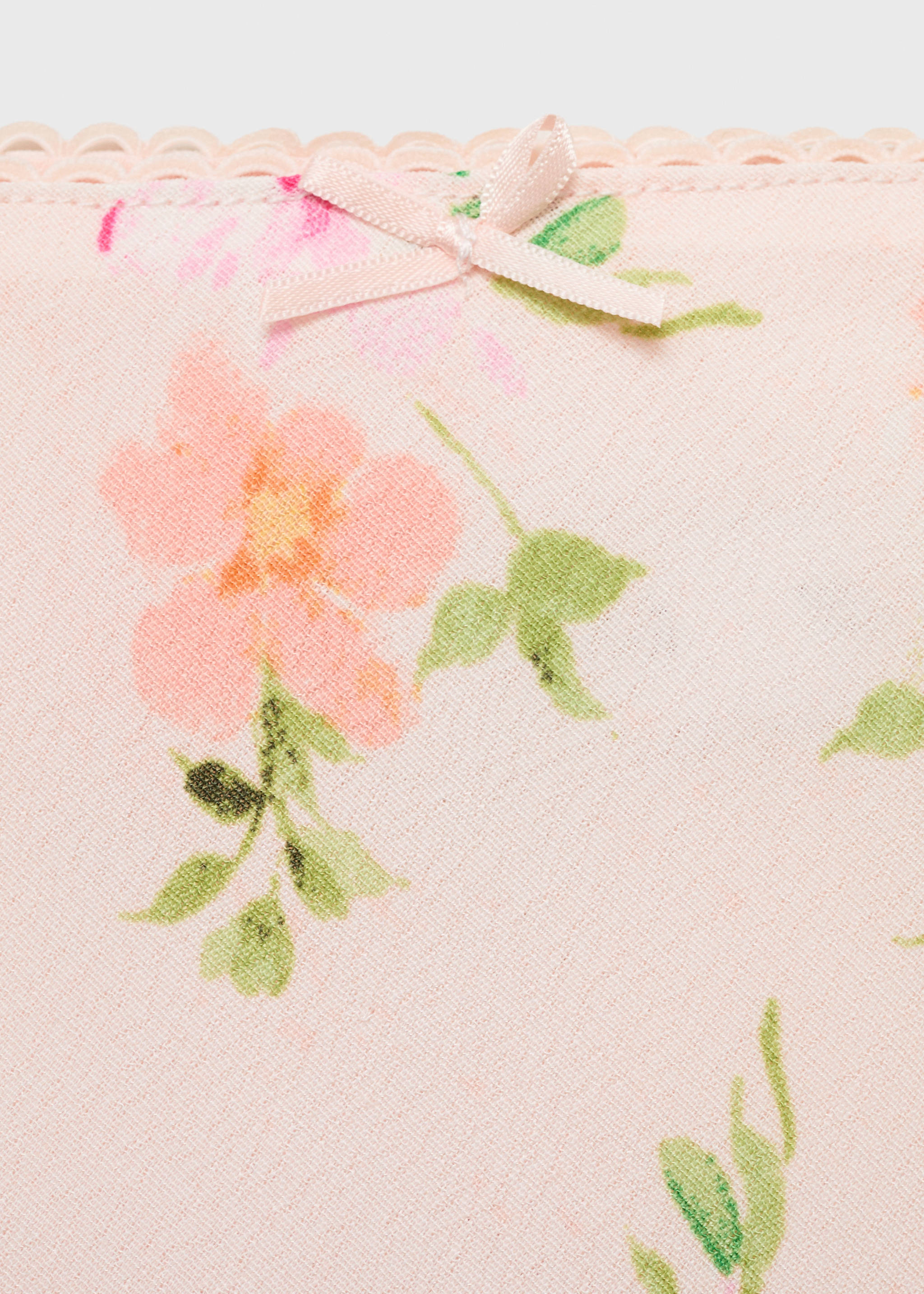 Floral skirt with lace detail - Details of the article 8