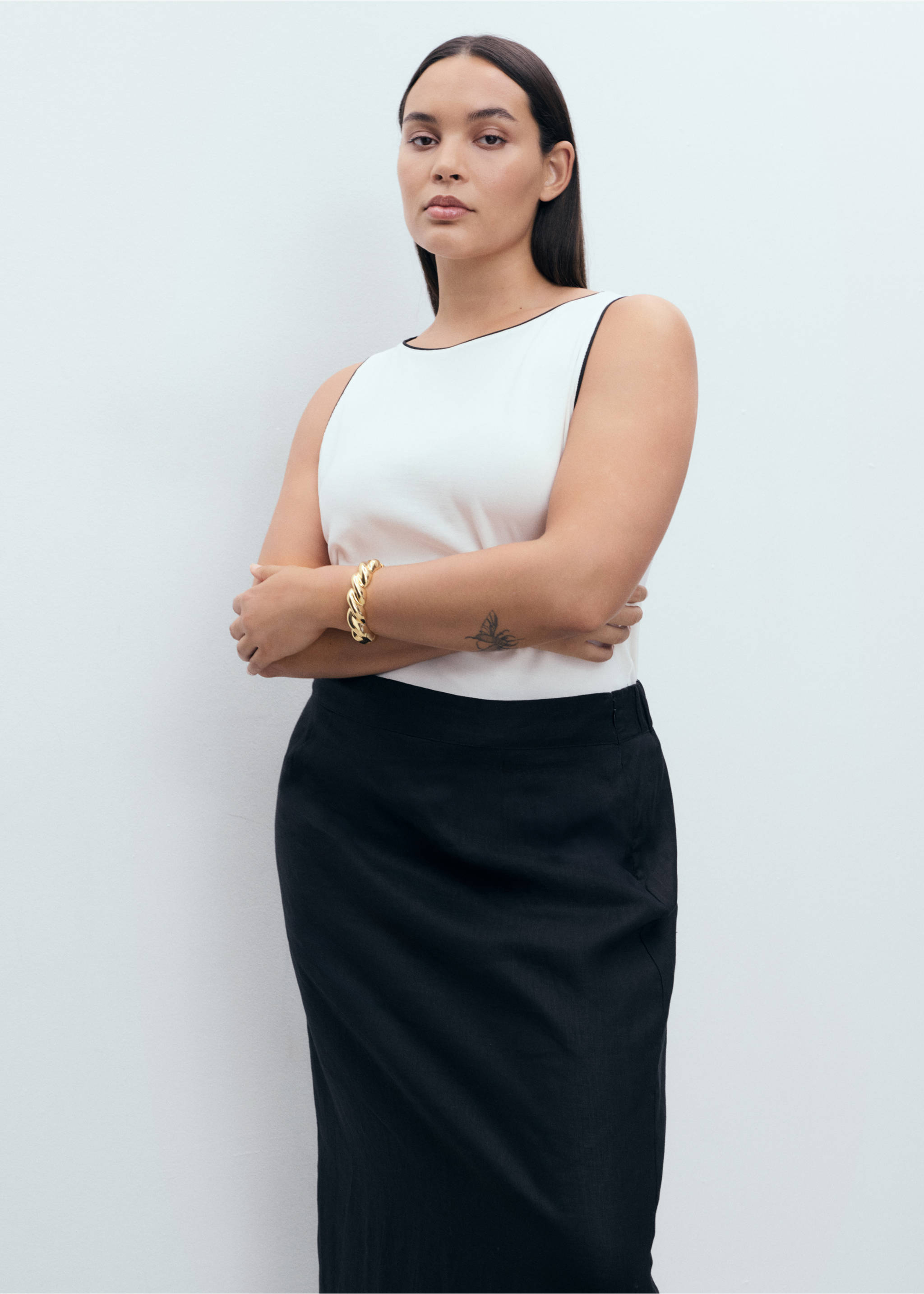 Linen pencil skirt - Details of the article 5, Black. Ref: 17041158-00.