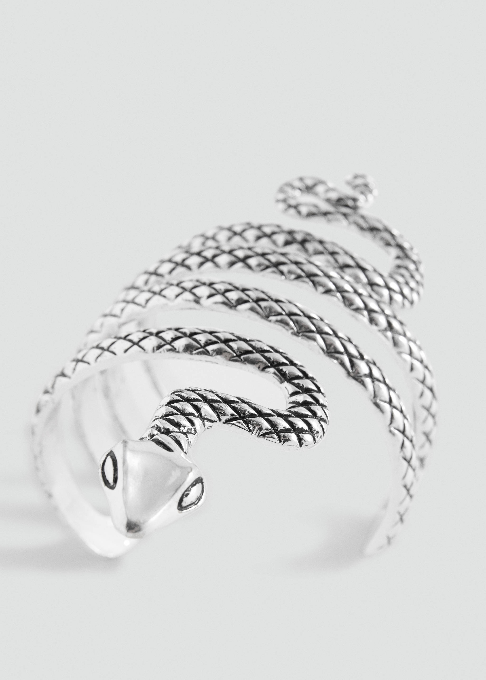 Bracelet manchette serpent - Plan moyen