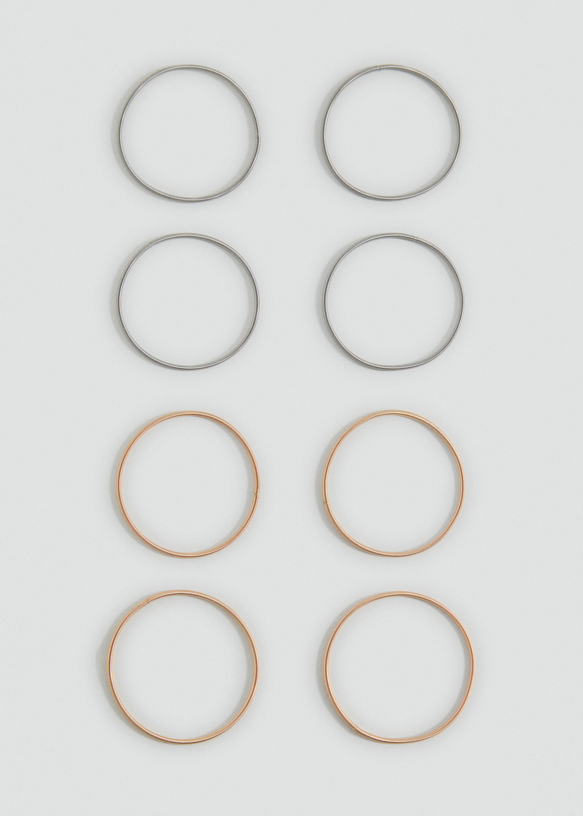 Pack bracelets combinés - Plan moyen