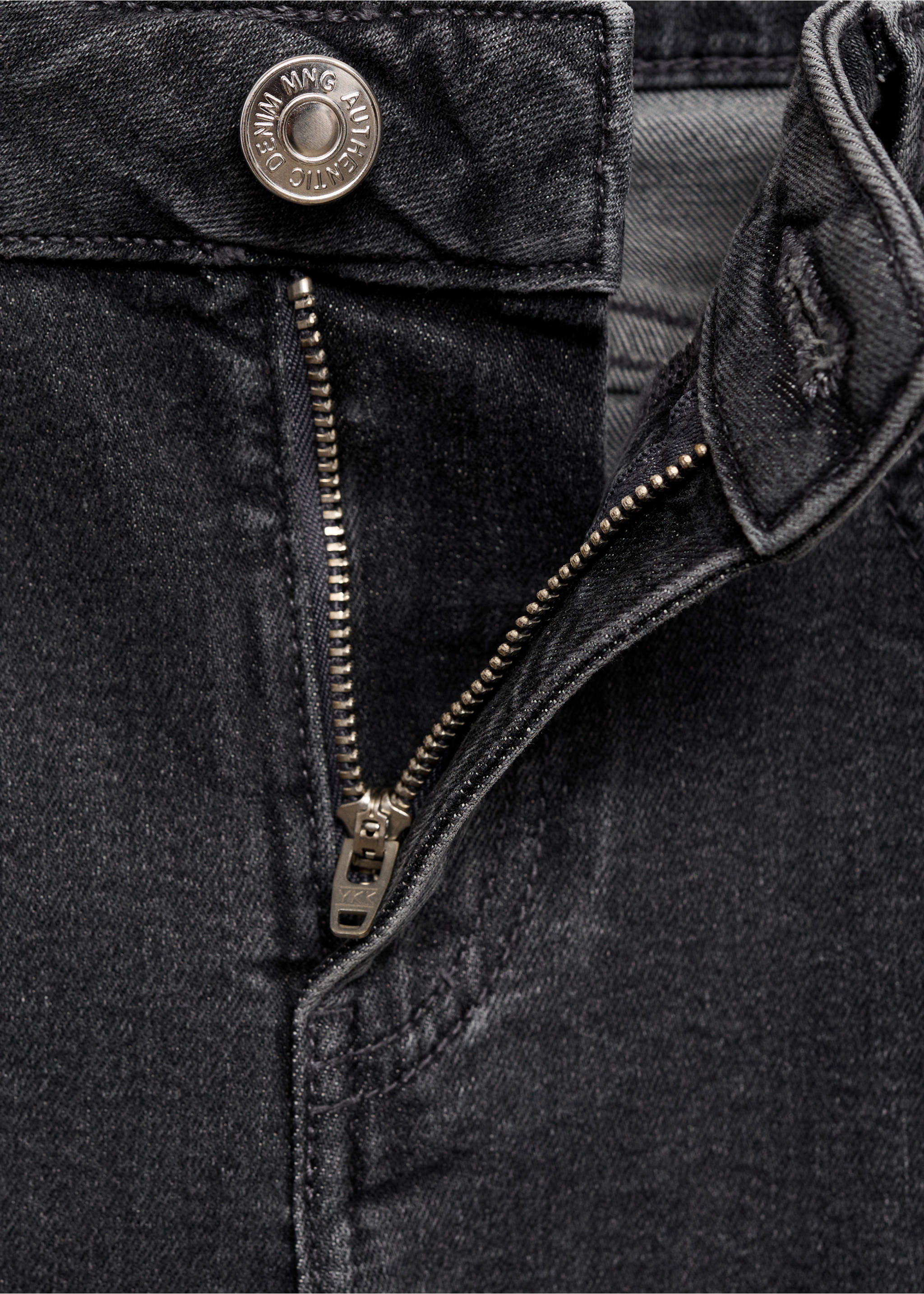 Jeans flare bordo sfilacciato - Dettaglio dell'articolo 8, Black denim. Ref: 17041181-00.