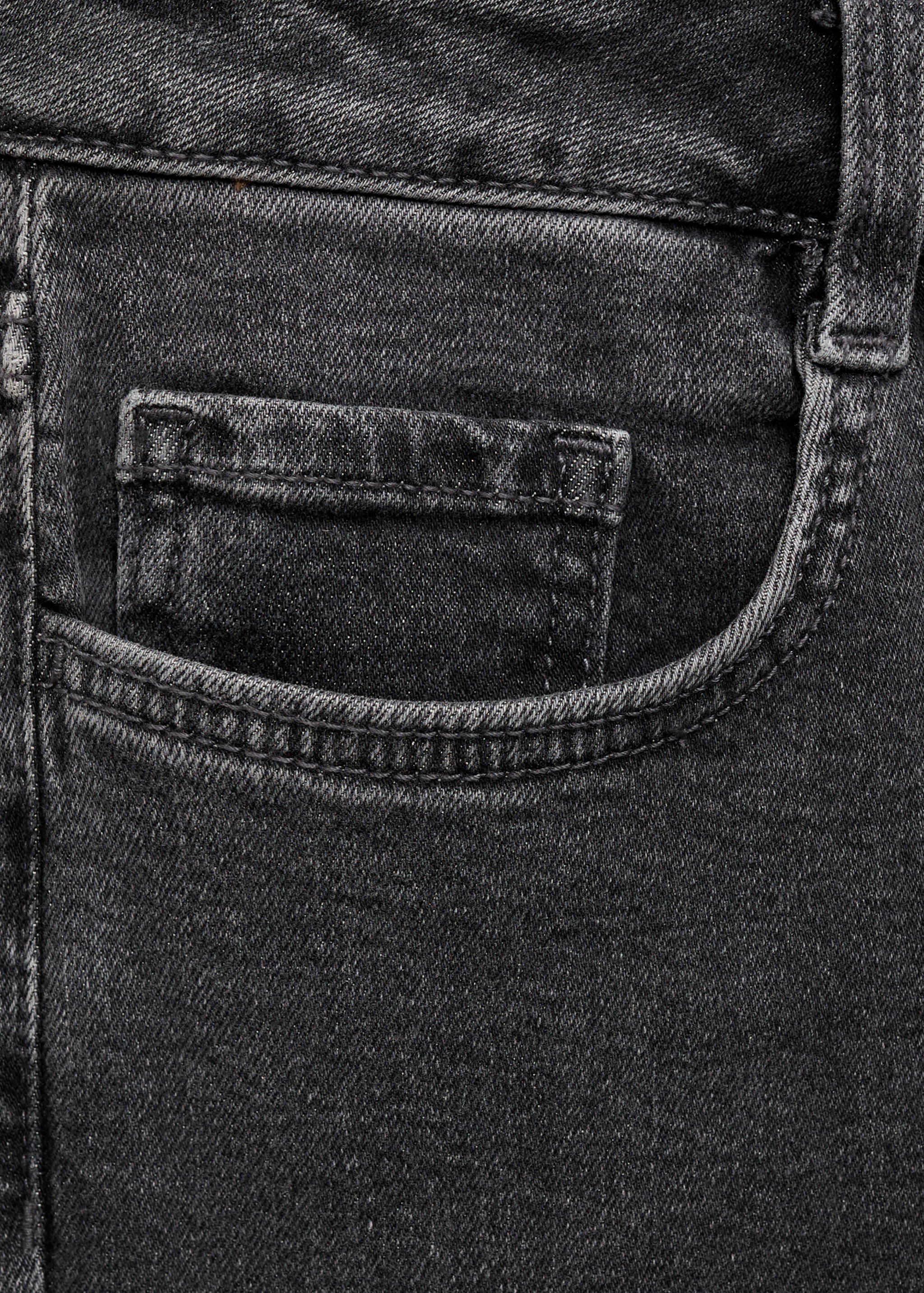 Utsvängda jeans med fransad fåll - Detaljer om artikeln 0