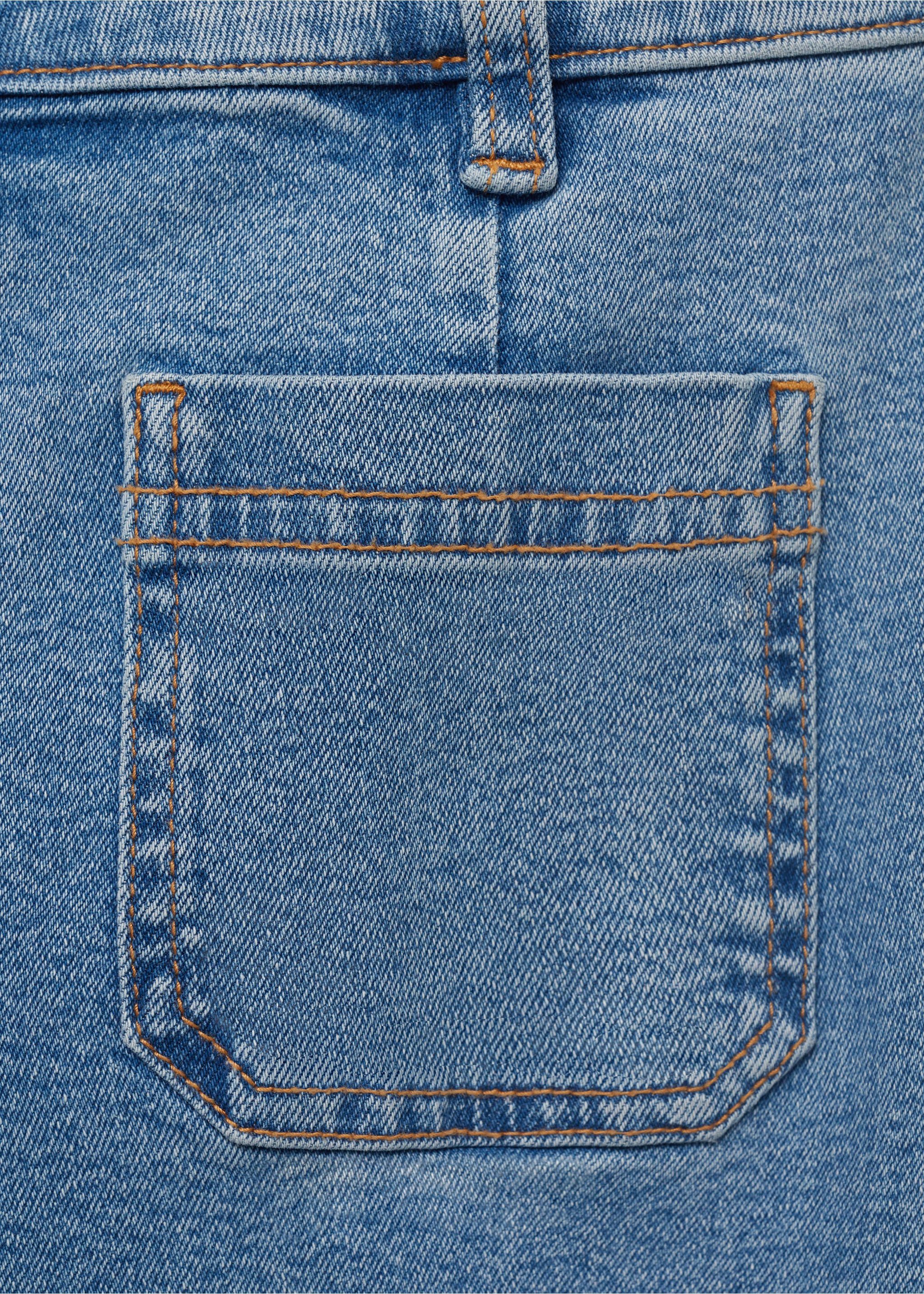 Flared cropped jeans with pockets - Details of the article 0, Medium Blue. Ref: 17041185-00.