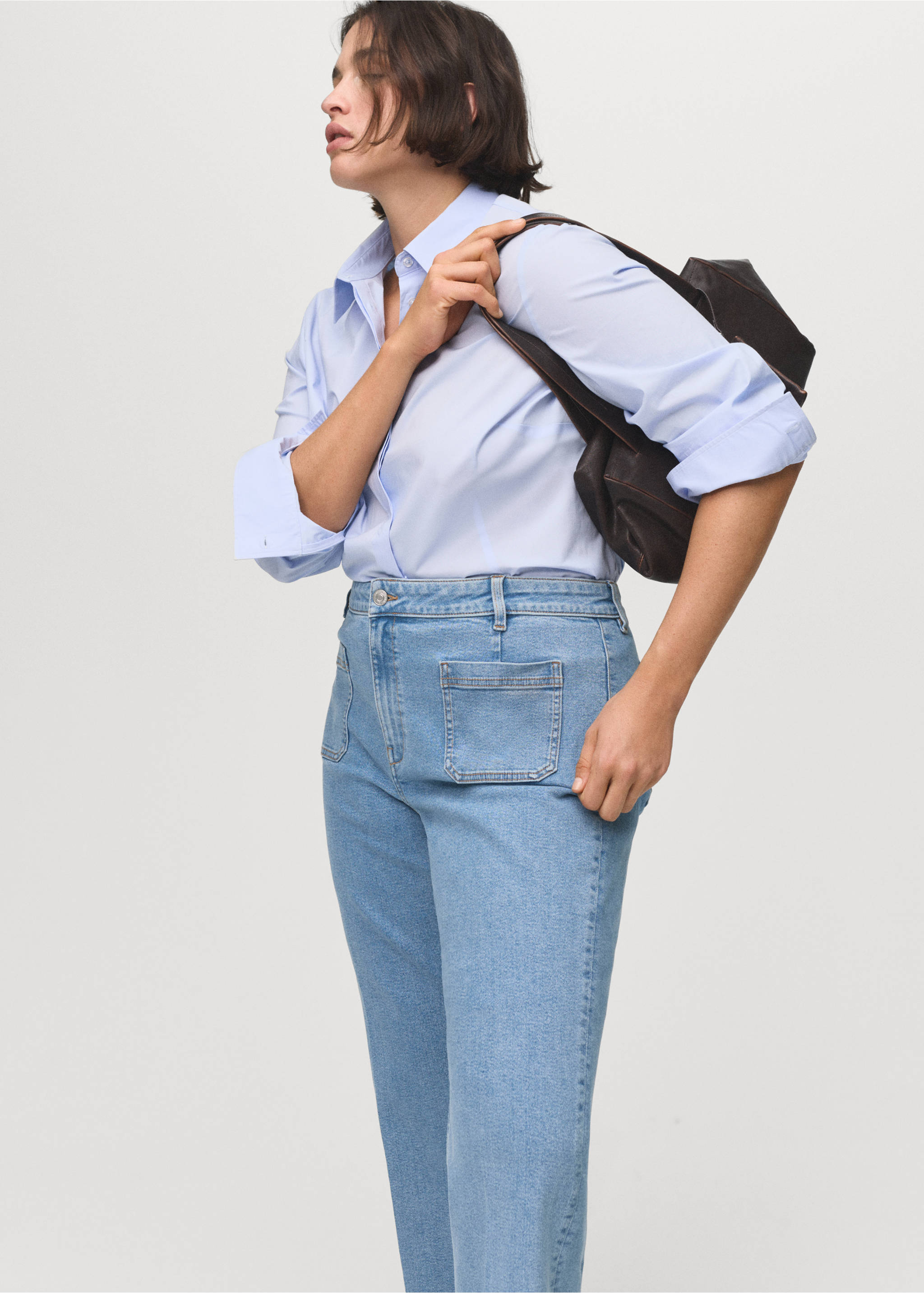 Flared cropped jeans with pockets - Details of the article 5, Medium Blue. Ref: 17041185-00.