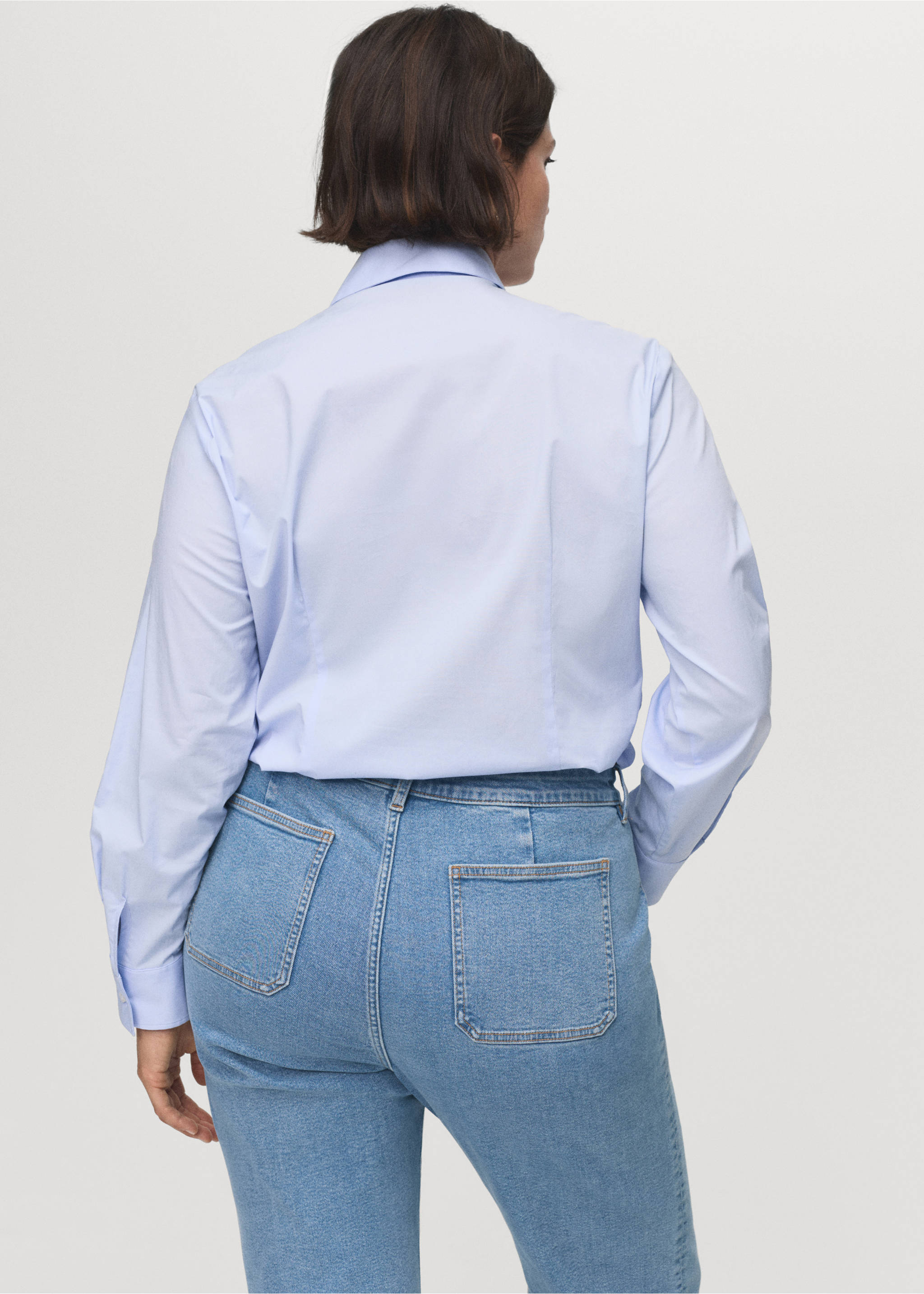 Flared cropped jeans with pockets - Details of the article 4, Medium Blue. Ref: 17041185-00.