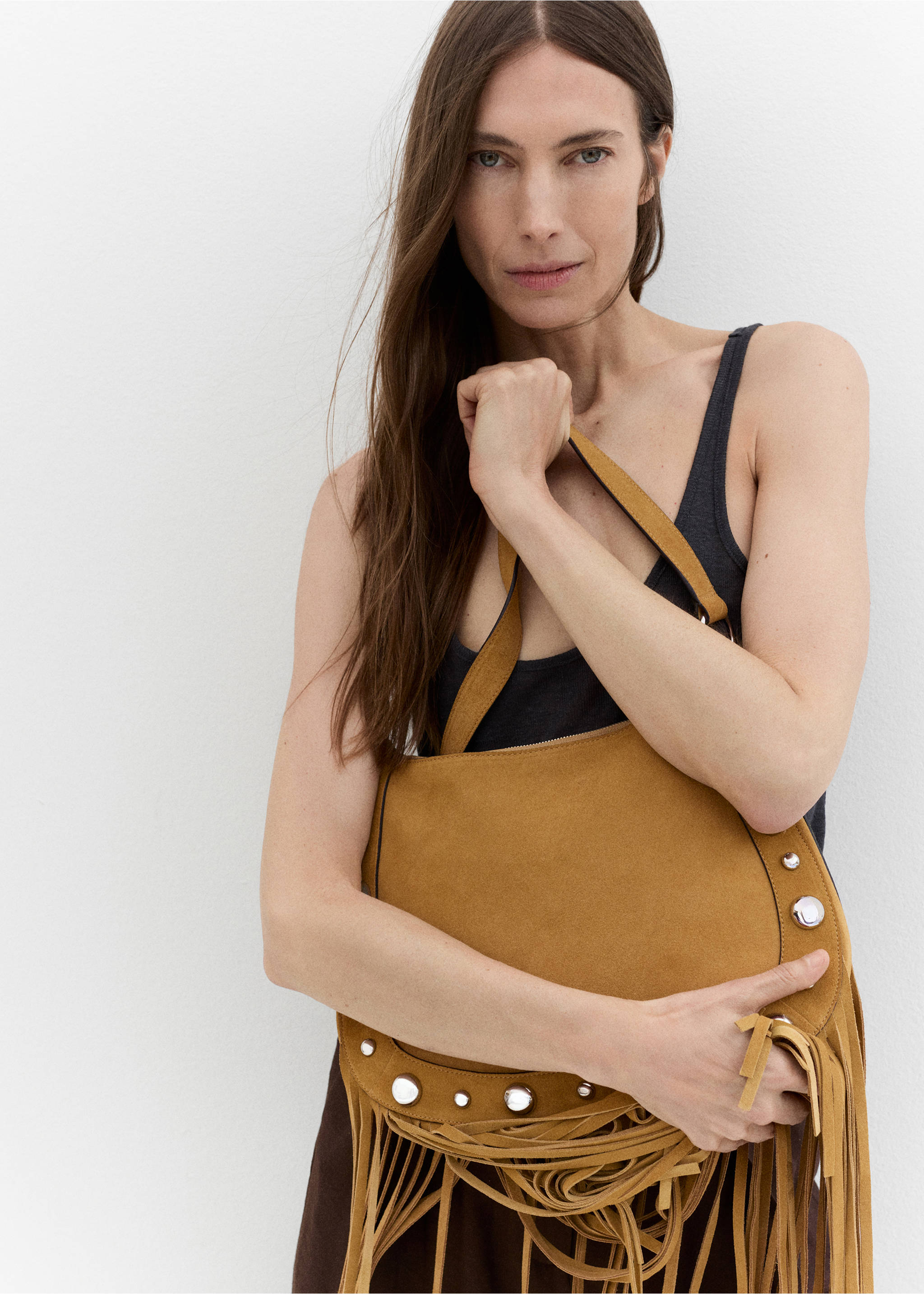 Suede bag with fringes and stud details - General plane, Mustard. Ref: 17041189-00.