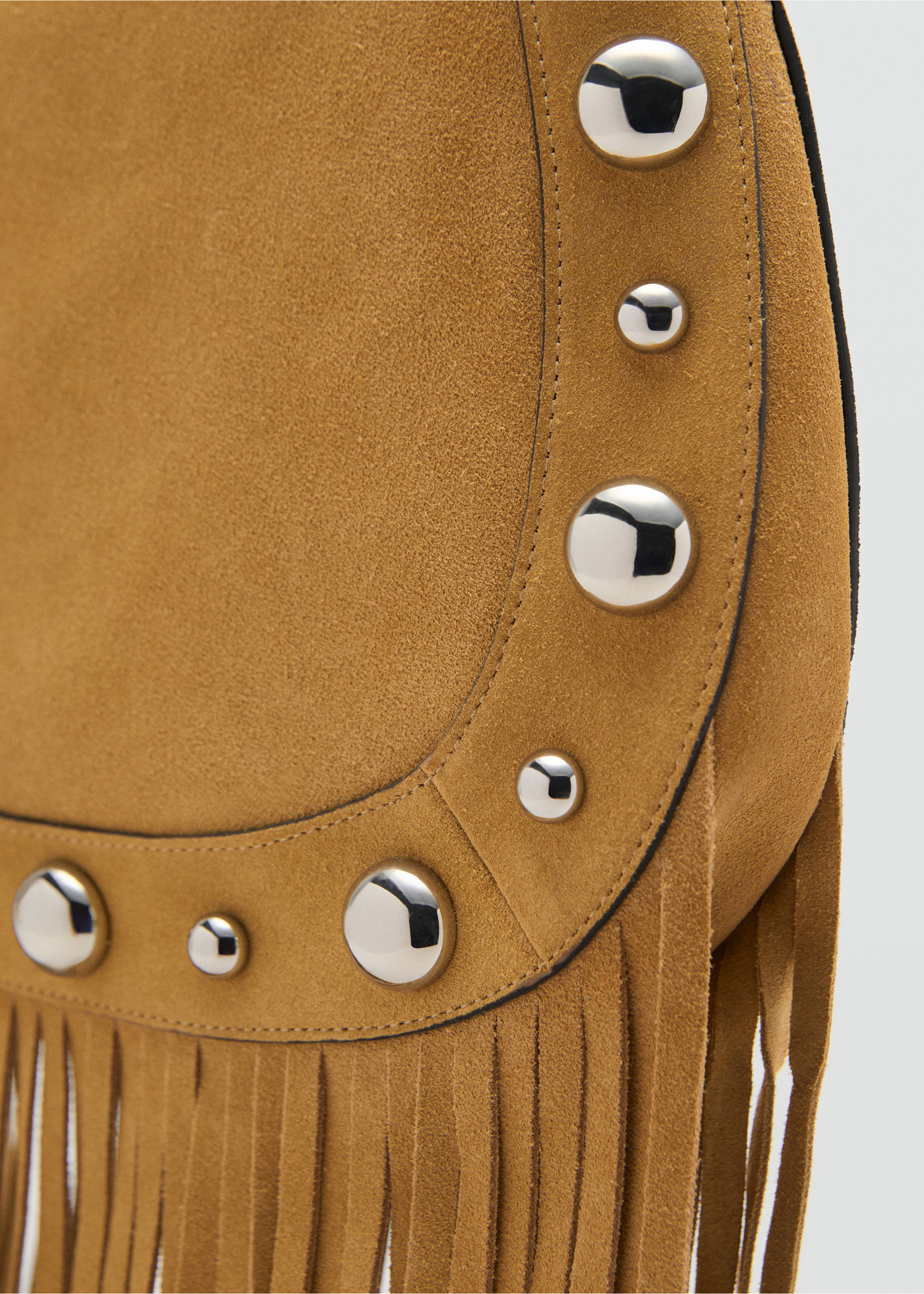 Suede bag with fringes and stud details - Details of the article 2, Mustard. Ref: 17041189-00.