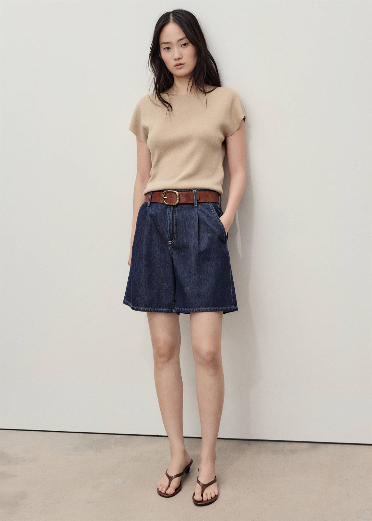 Mid-rise denim bermuda shorts with pleats